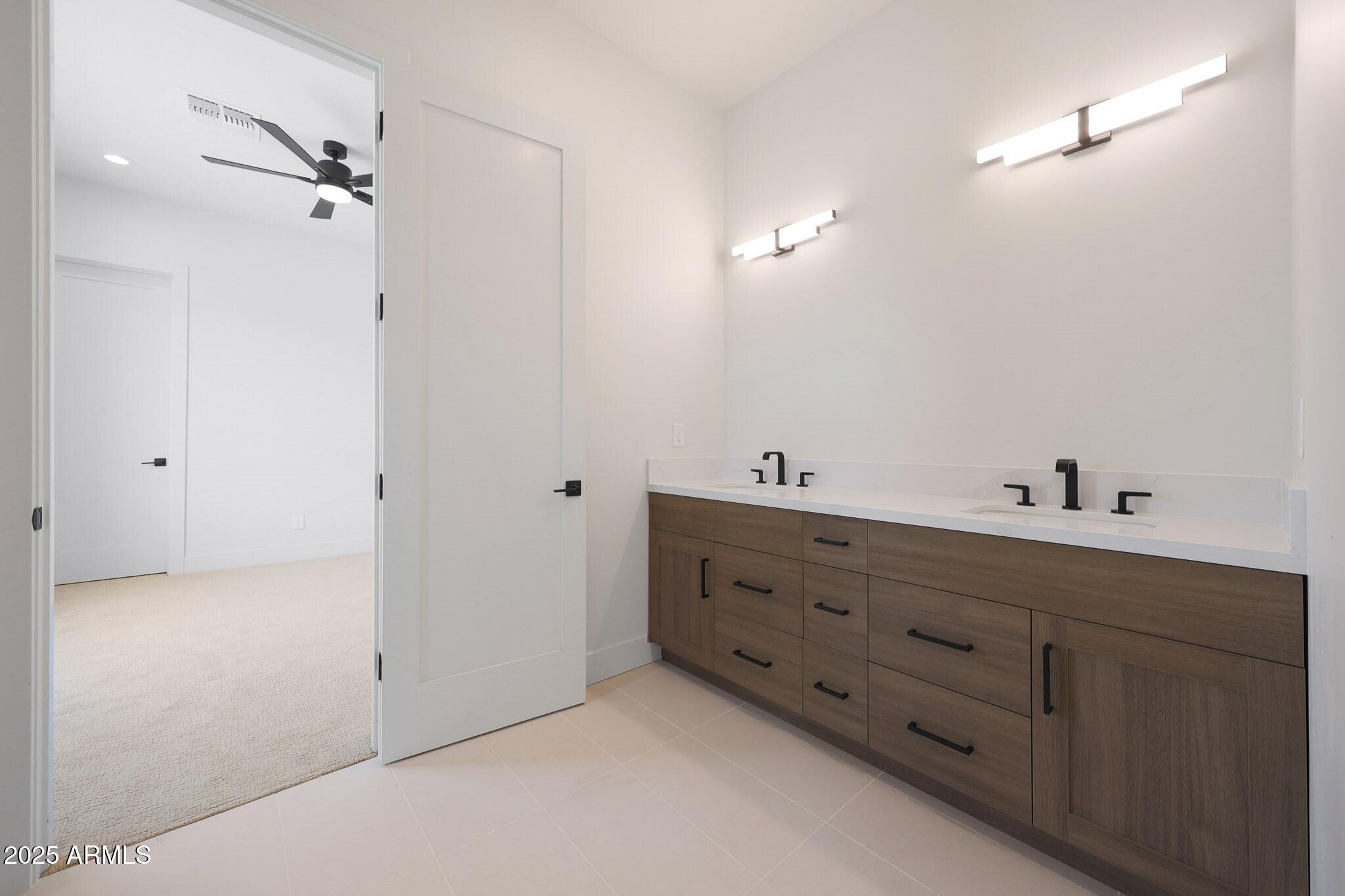 Scottsdale, Arizona, 85262, United States, 4 Bedrooms Bedrooms, ,4 BathroomsBathrooms,Residential,Active,1922679