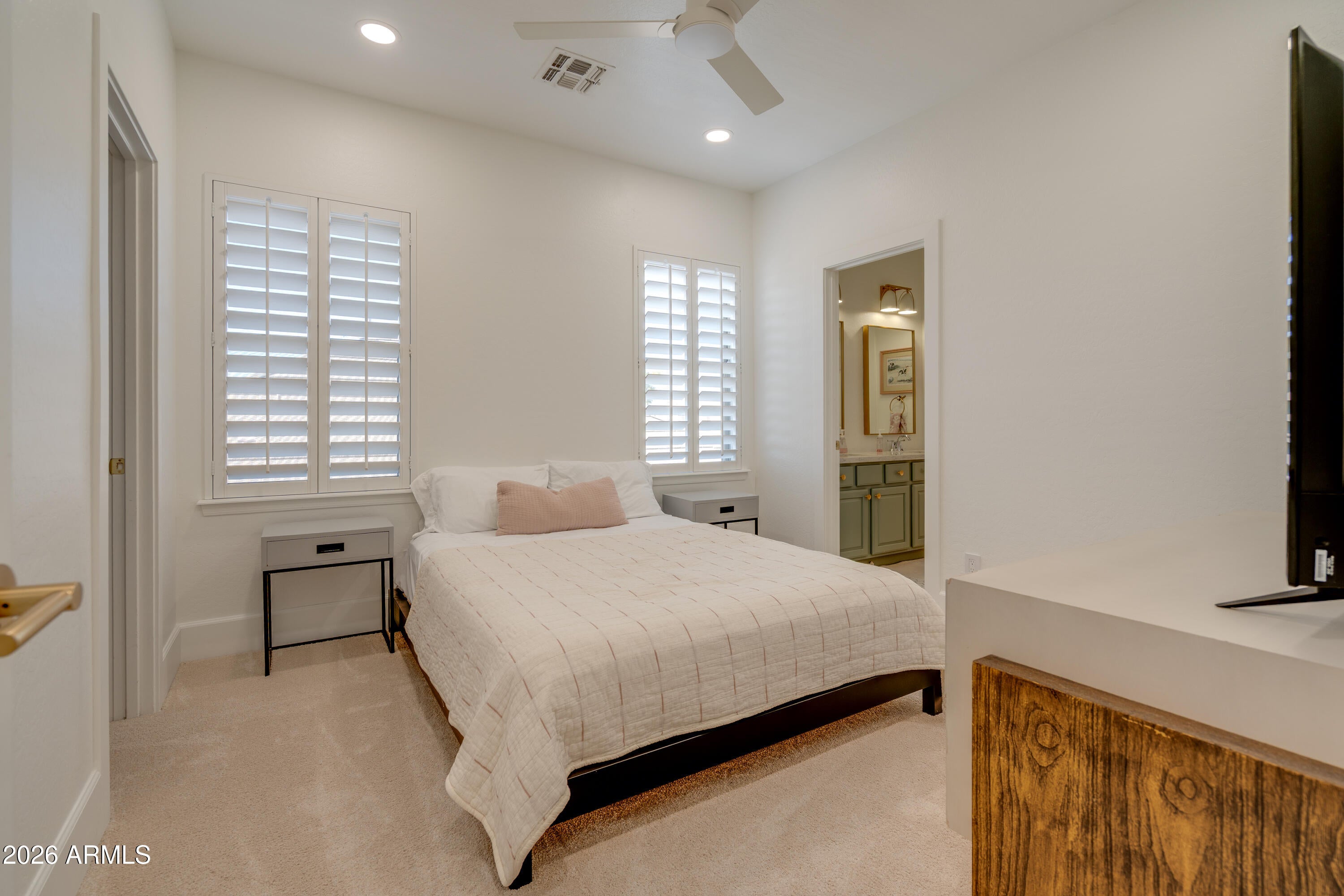 Gilbert, Arizona, 85234, United States, 6 Bedrooms Bedrooms, ,5 BathroomsBathrooms,Residential,Active,2013405