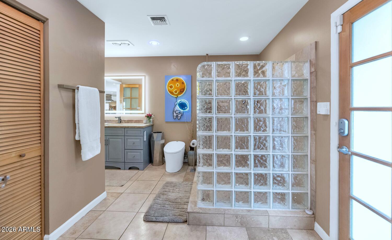 Phoenix, Arizona, 85020, United States, 2 Bedrooms Bedrooms, ,2 BathroomsBathrooms,Residential,Active,2012213