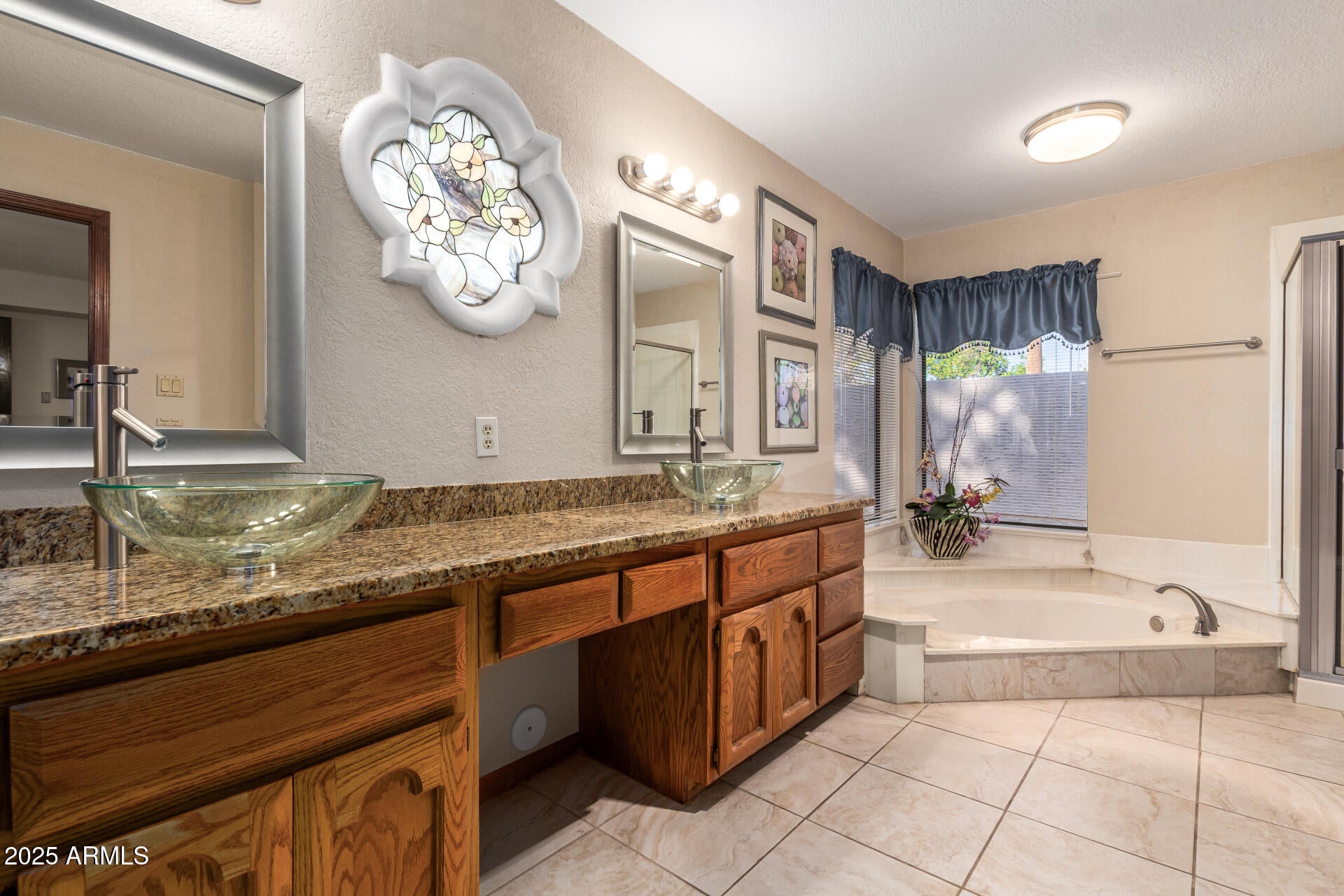 Scottsdale, Arizona, 85258, United States, 4 Bedrooms Bedrooms, ,3 BathroomsBathrooms,Residential,Active,1988449