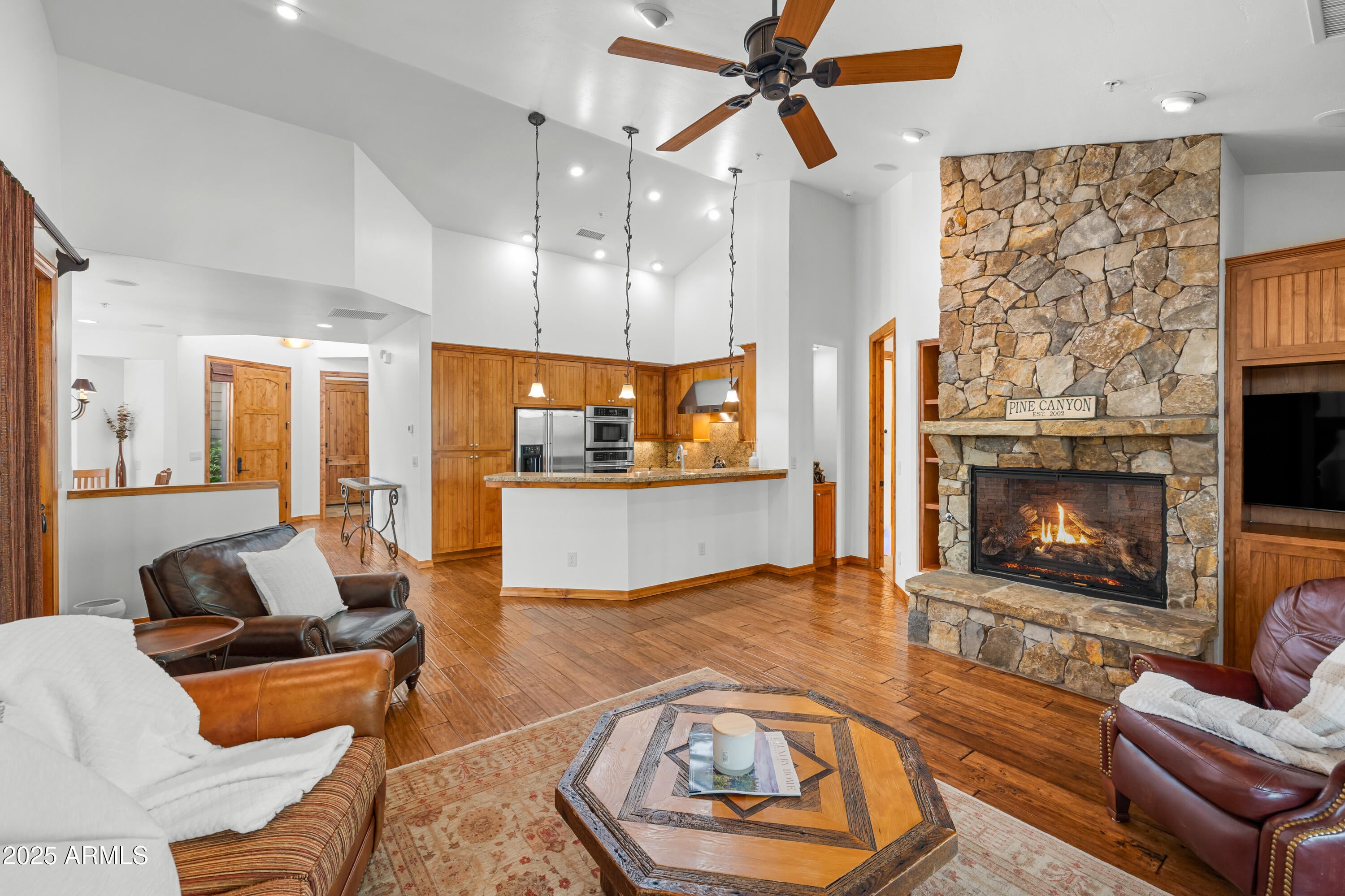 Flagstaff, Arizona, 86005, United States, 3 Bedrooms Bedrooms, ,3 BathroomsBathrooms,Residential,Active,1922736