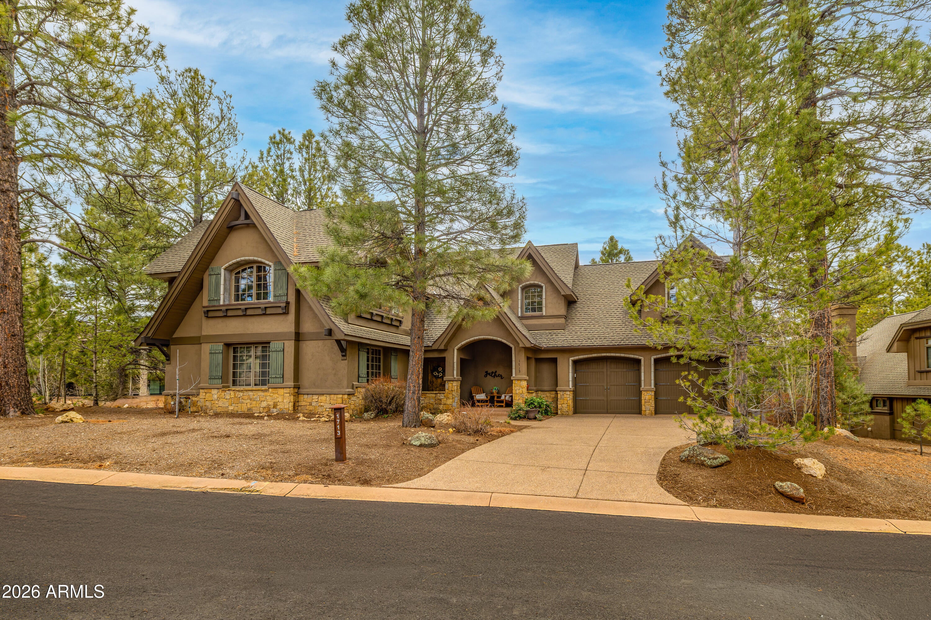 Flagstaff, Arizona, 86005, United States, 4 Bedrooms Bedrooms, ,4 BathroomsBathrooms,Residential,Active,2009377