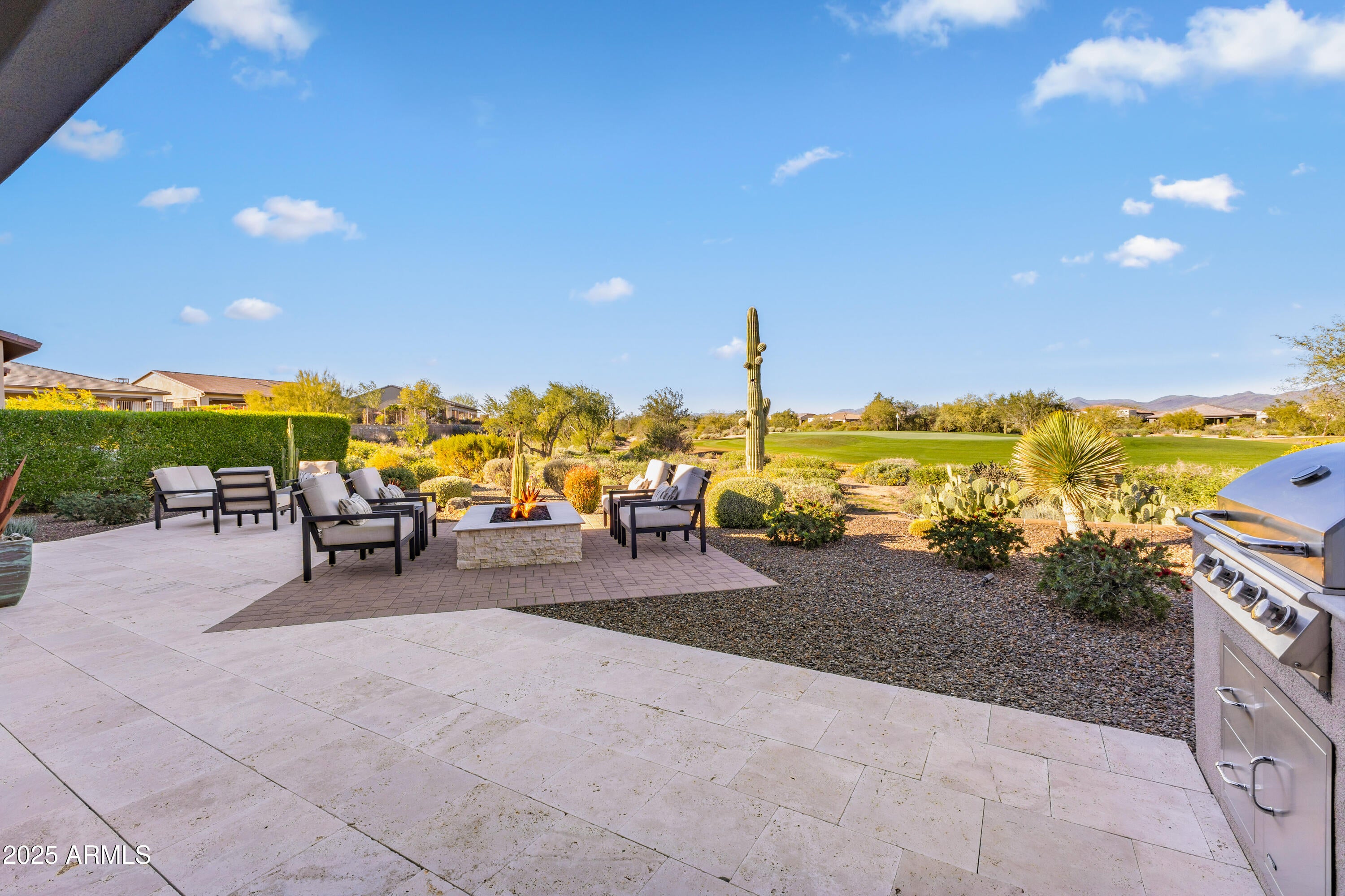 Rio Verde, Arizona, 85263, United States, 3 Bedrooms Bedrooms, ,4 BathroomsBathrooms,Residential,Contingent,2008339