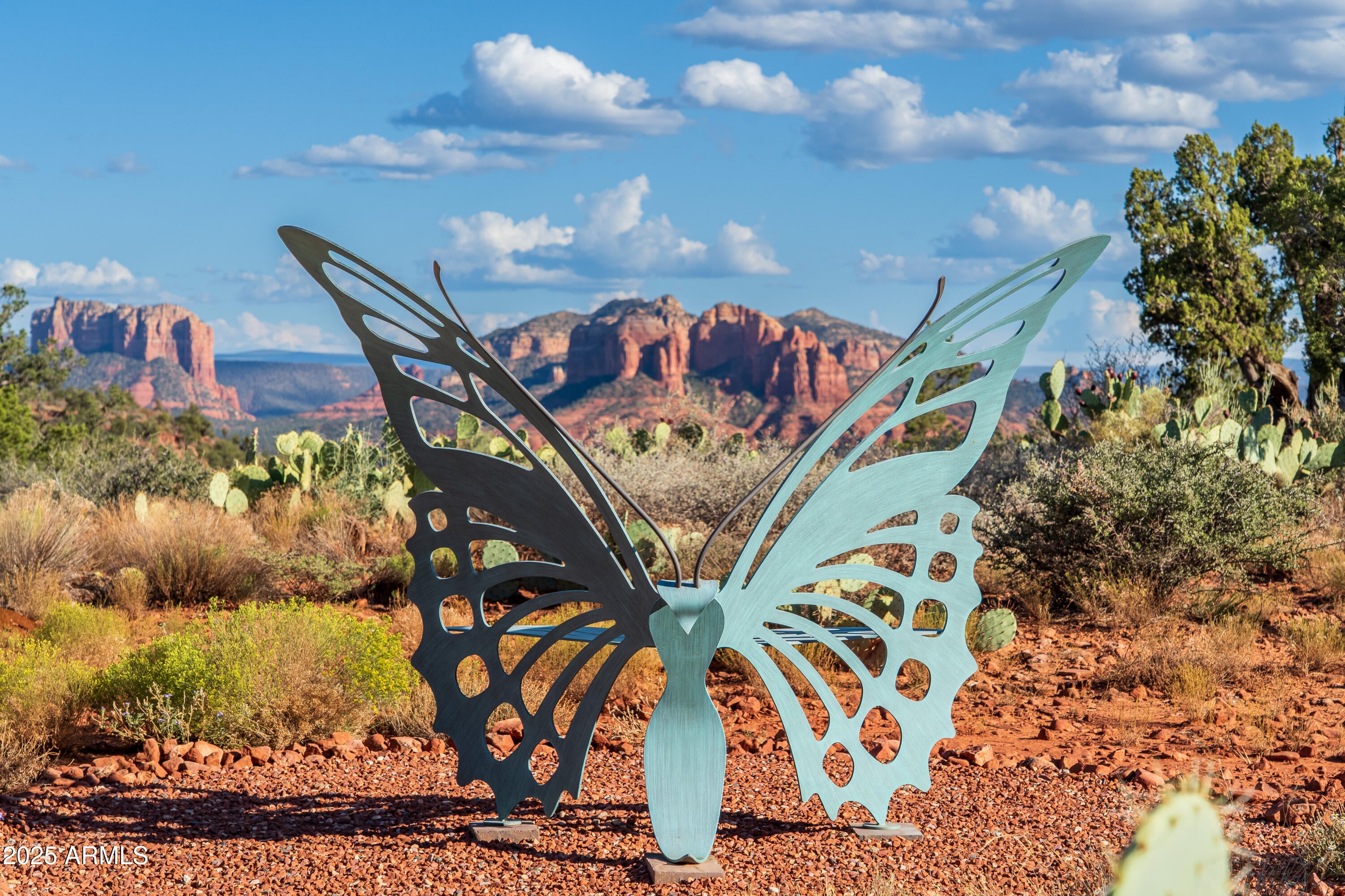 Sedona, Arizona, 86336, United States, 3 Bedrooms Bedrooms, ,4 BathroomsBathrooms,Residential,Active,1946525