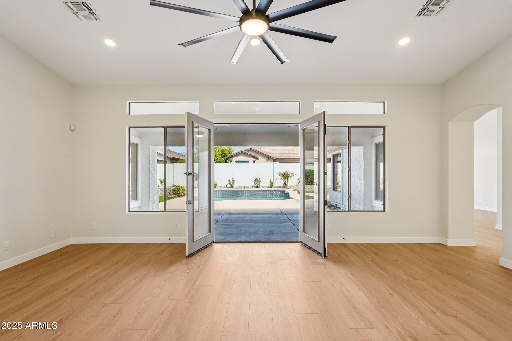 Glendale, Arizona, 85308, United States, 5 Bedrooms Bedrooms, ,4 BathroomsBathrooms,Residential,Active,1945319