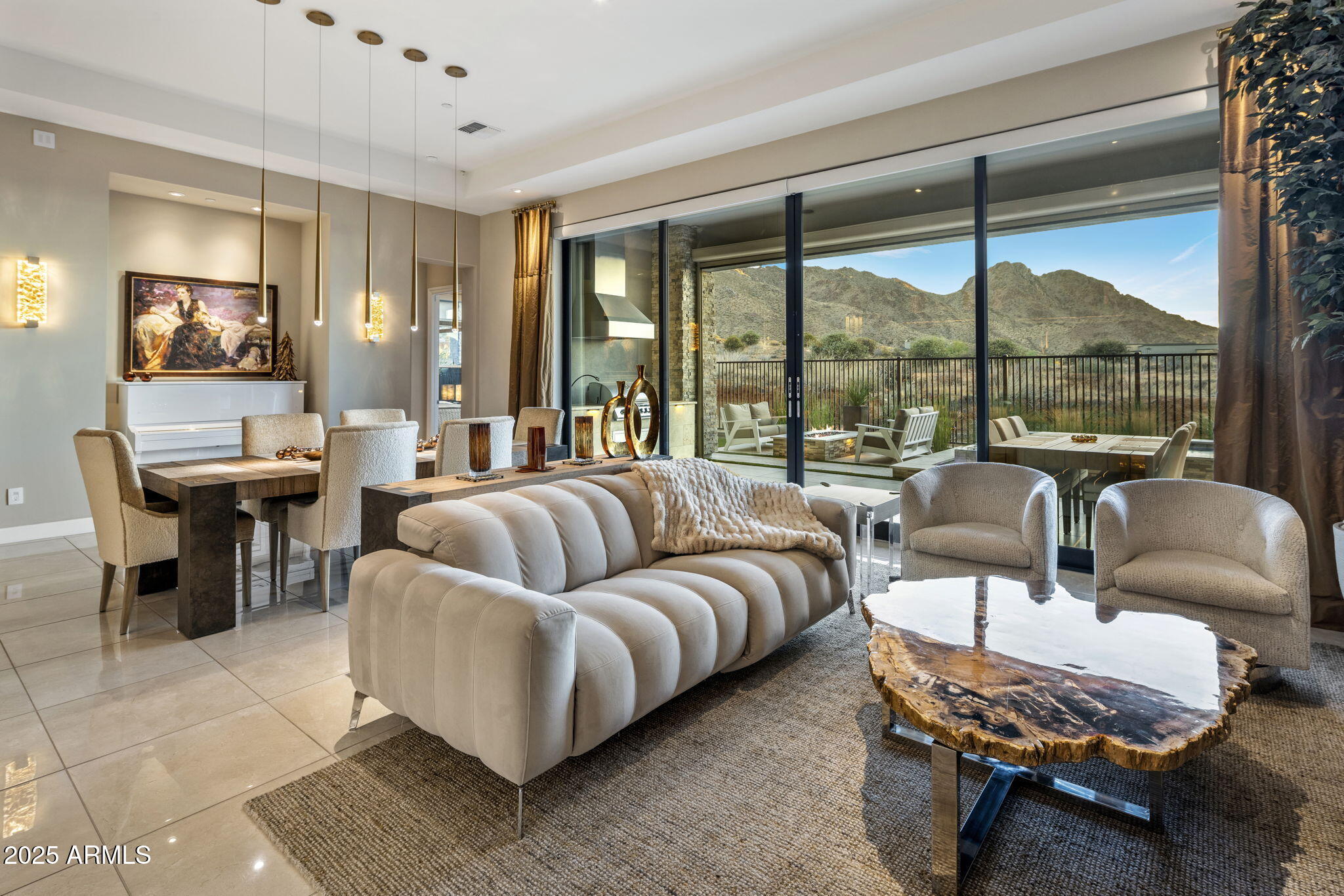 Scottsdale, Arizona, 85255, United States, 2 Bedrooms Bedrooms, ,3 BathroomsBathrooms,Residential,Active,1952594