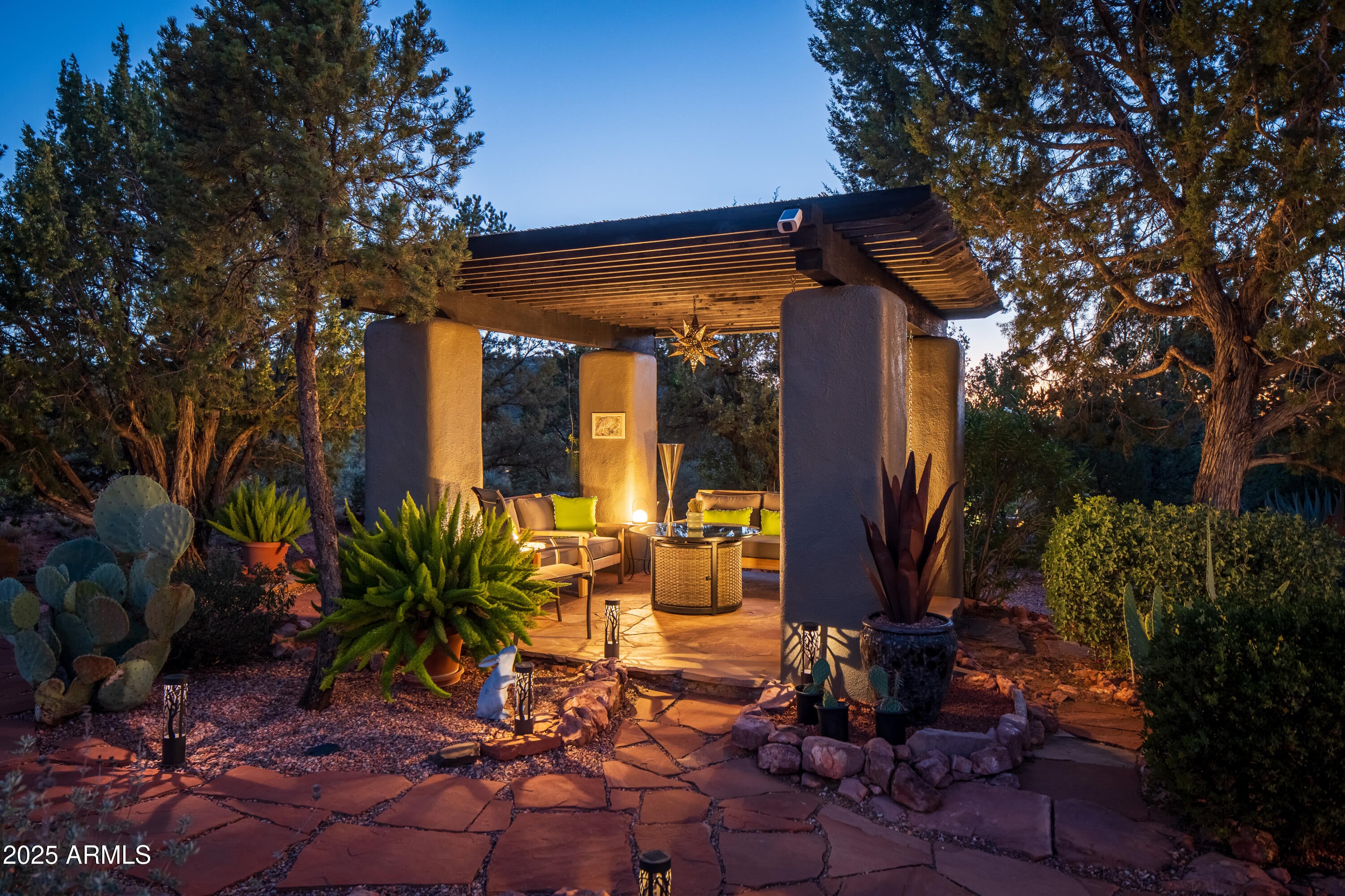 Sedona, Arizona, 86336, United States, 3 Bedrooms Bedrooms, ,4 BathroomsBathrooms,Residential,Active,1946525