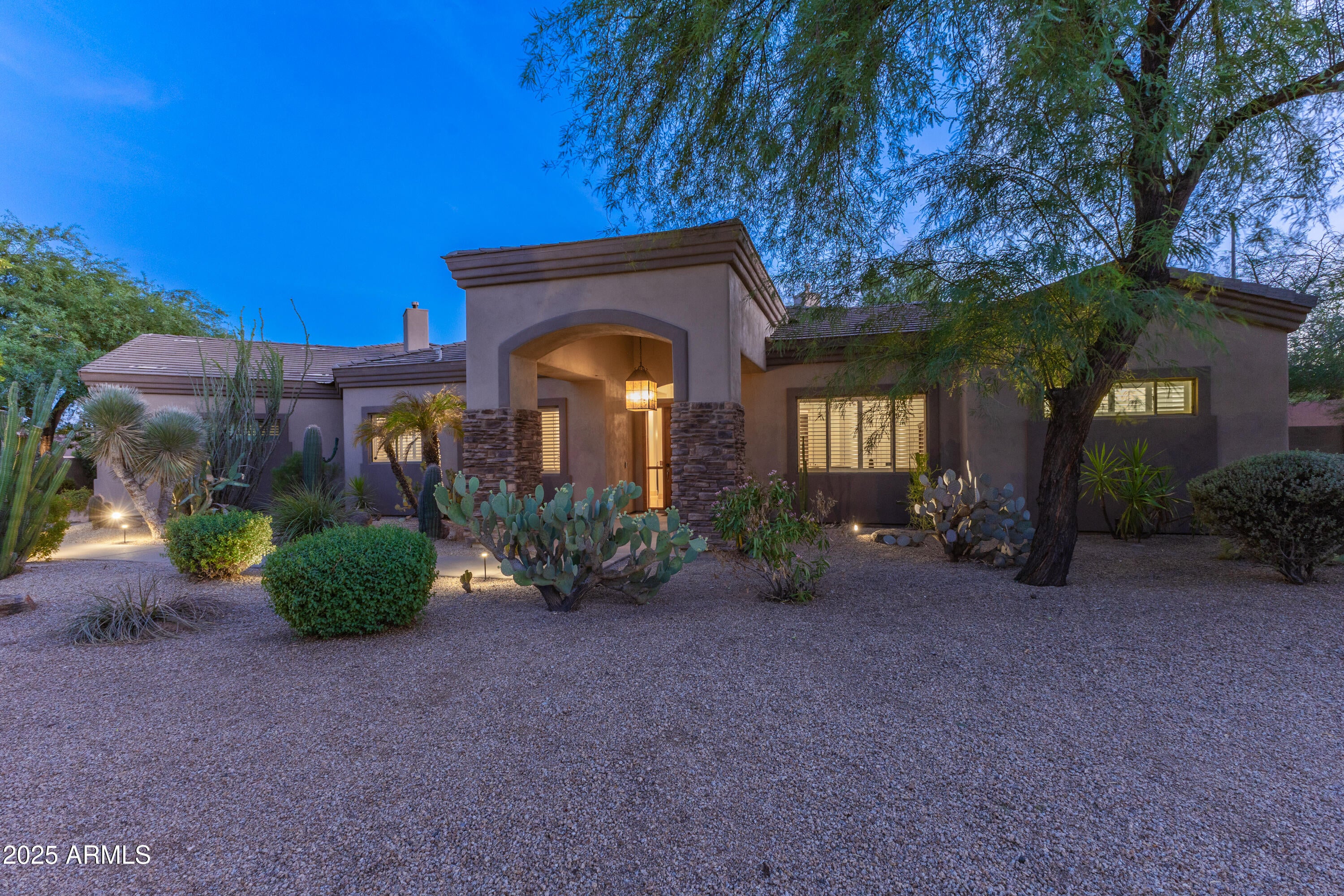 Scottsdale, Arizona, 85260, United States, 5 Bedrooms Bedrooms, ,5 BathroomsBathrooms,Residential,Active,1941373