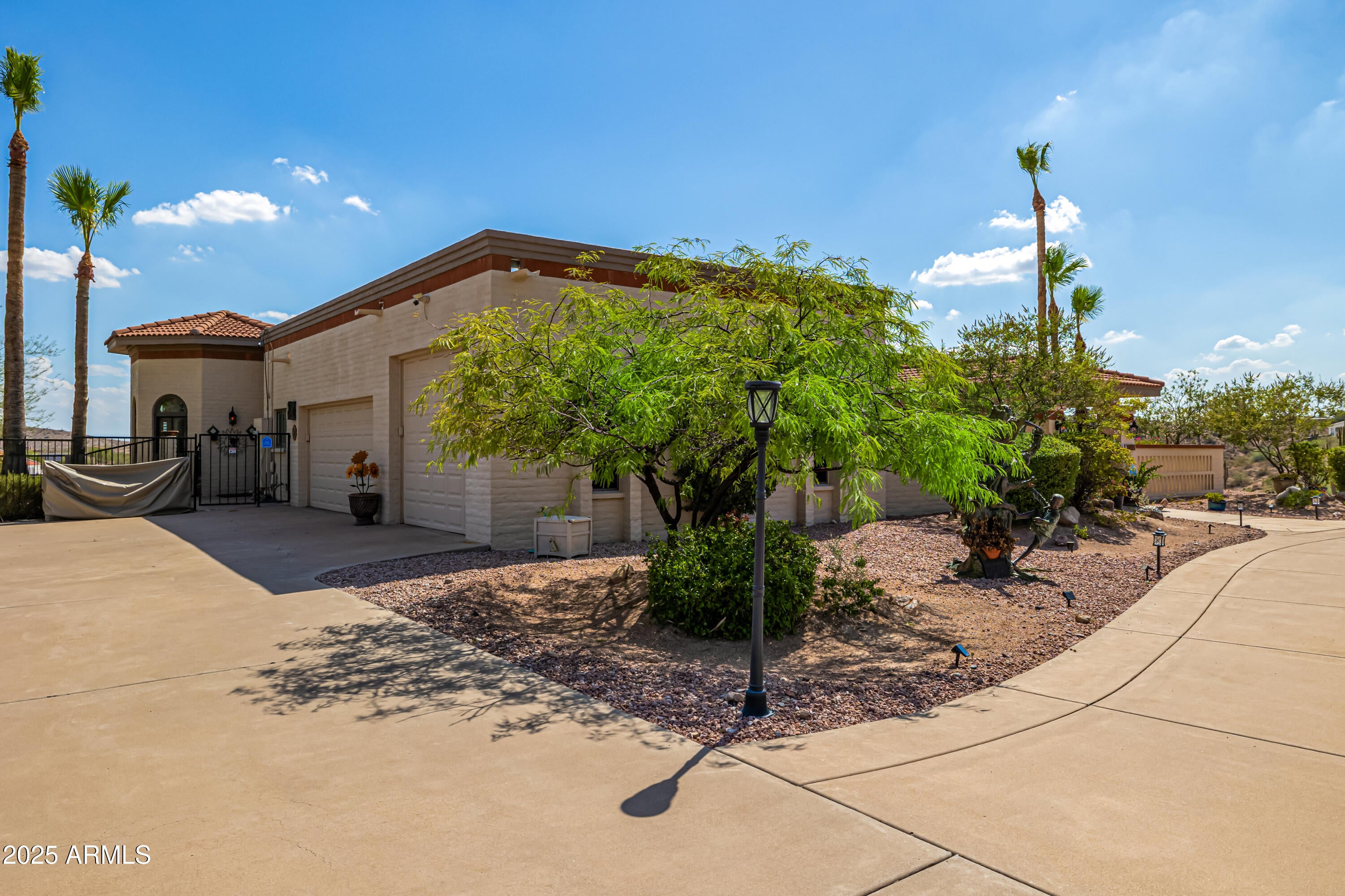 Fountain Hills, Arizona, 85268, United States, 5 Bedrooms Bedrooms, ,4 BathroomsBathrooms,Residential,Active,1988706