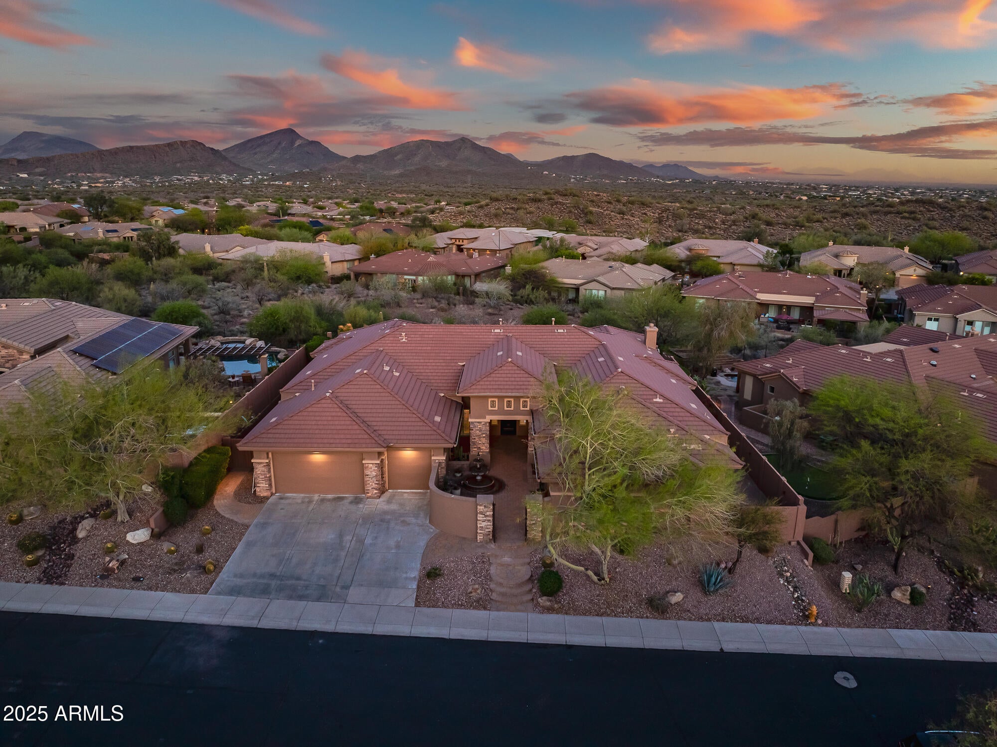 Anthem, Arizona, 85086, United States, 6 Bedrooms Bedrooms, ,5 BathroomsBathrooms,Residential,Active,1945242