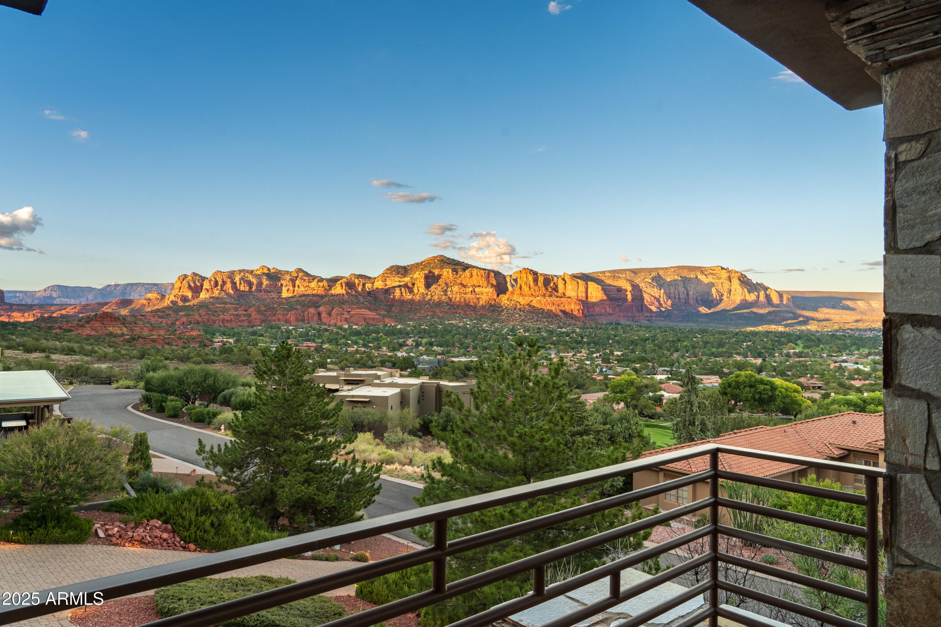 Sedona, Arizona, 86351, United States, 4 Bedrooms Bedrooms, ,5 BathroomsBathrooms,Residential,Active,1959519
