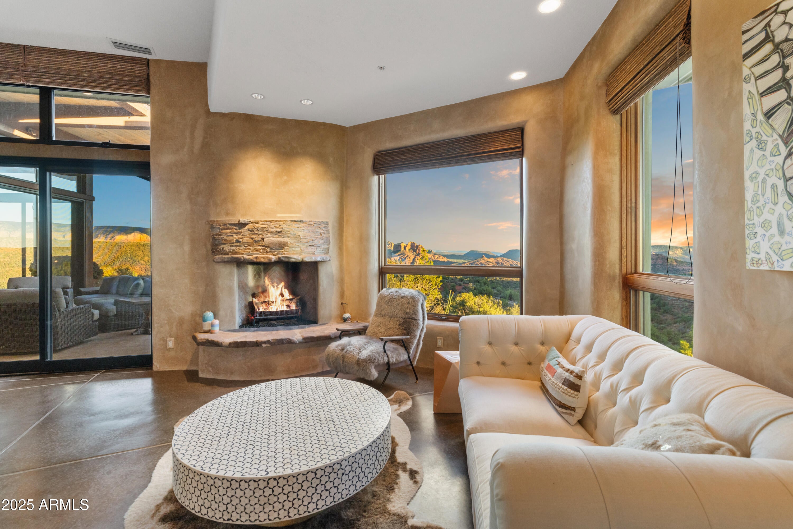 Sedona, Arizona, 86336, United States, 3 Bedrooms Bedrooms, ,6 BathroomsBathrooms,Residential,Active,1944279