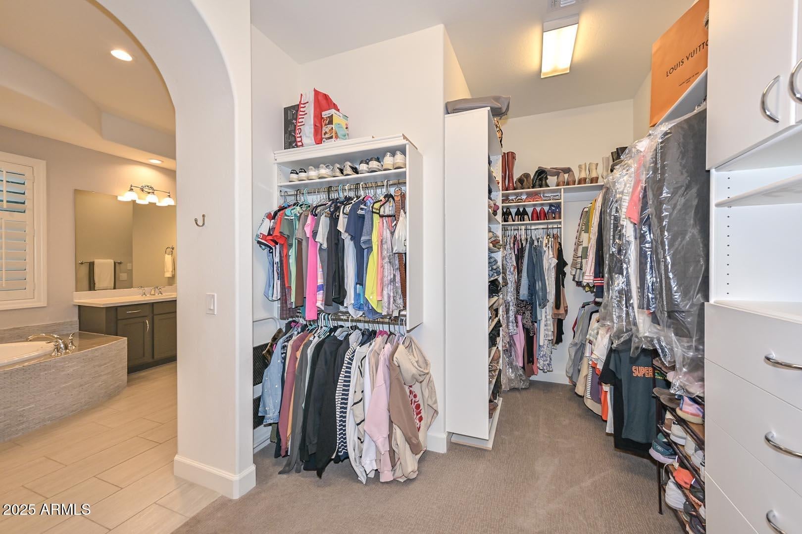 Cave Creek, Arizona, 85331, United States, 4 Bedrooms Bedrooms, ,4 BathroomsBathrooms,Residential,Active,1969643