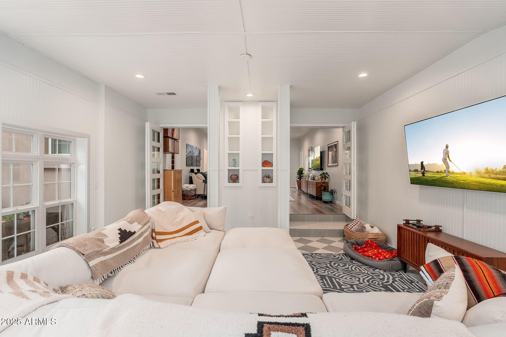 Flagstaff, Arizona, 86004, United States, 5 Bedrooms Bedrooms, ,4 BathroomsBathrooms,Residential,Active,1894165