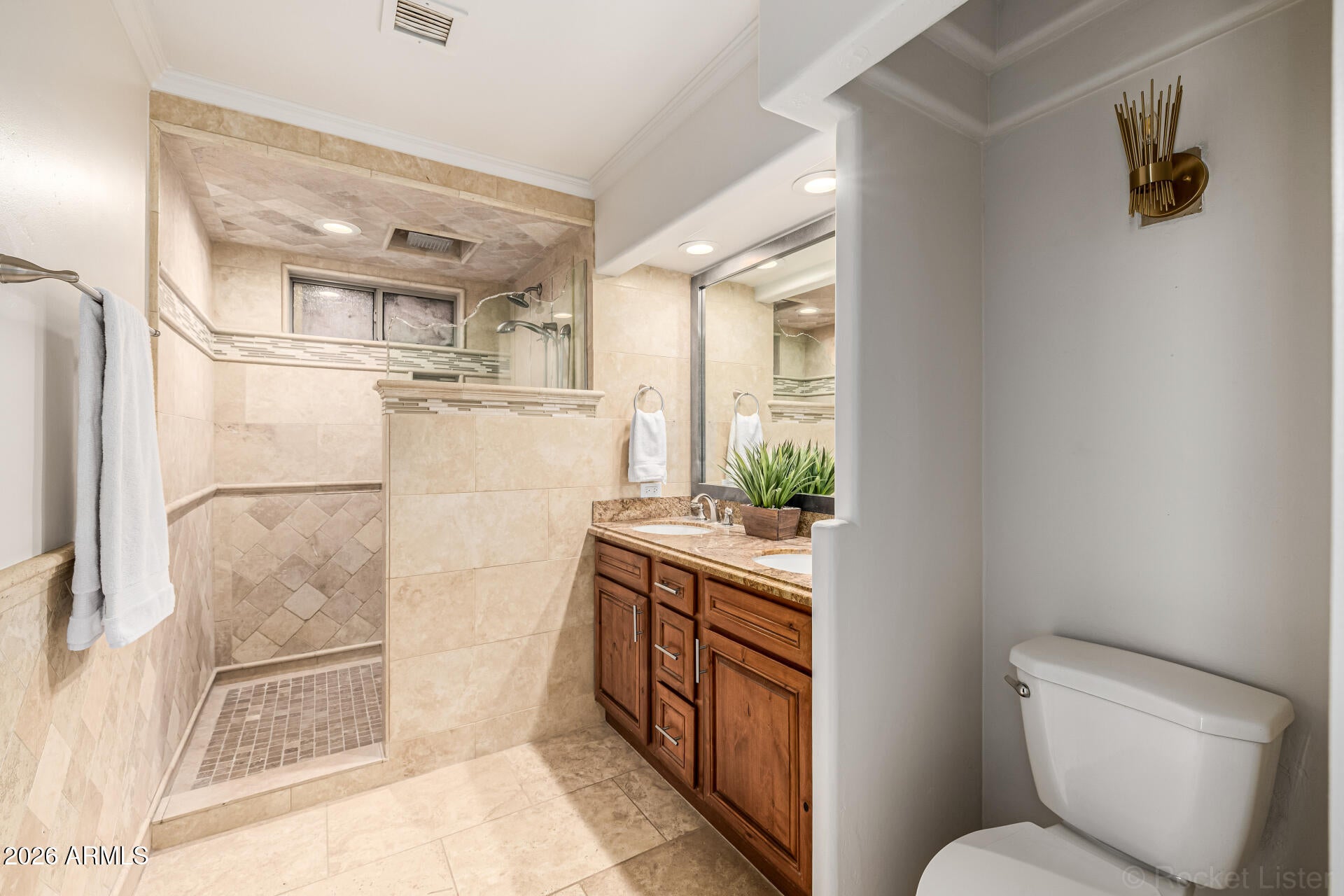 Apache Junction, Arizona, 85119, United States, 4 Bedrooms Bedrooms, ,4 BathroomsBathrooms,Residential,Active,2030090