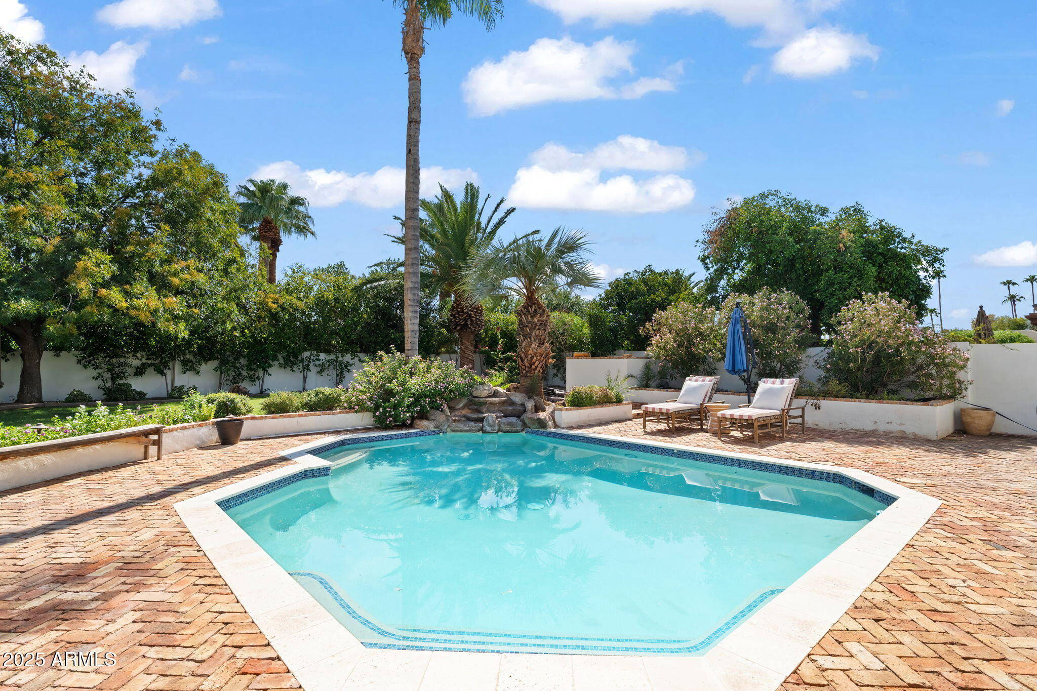 Scottsdale, Arizona, 85258, United States, 5 Bedrooms Bedrooms, ,4 BathroomsBathrooms,Residential,Active,1964508