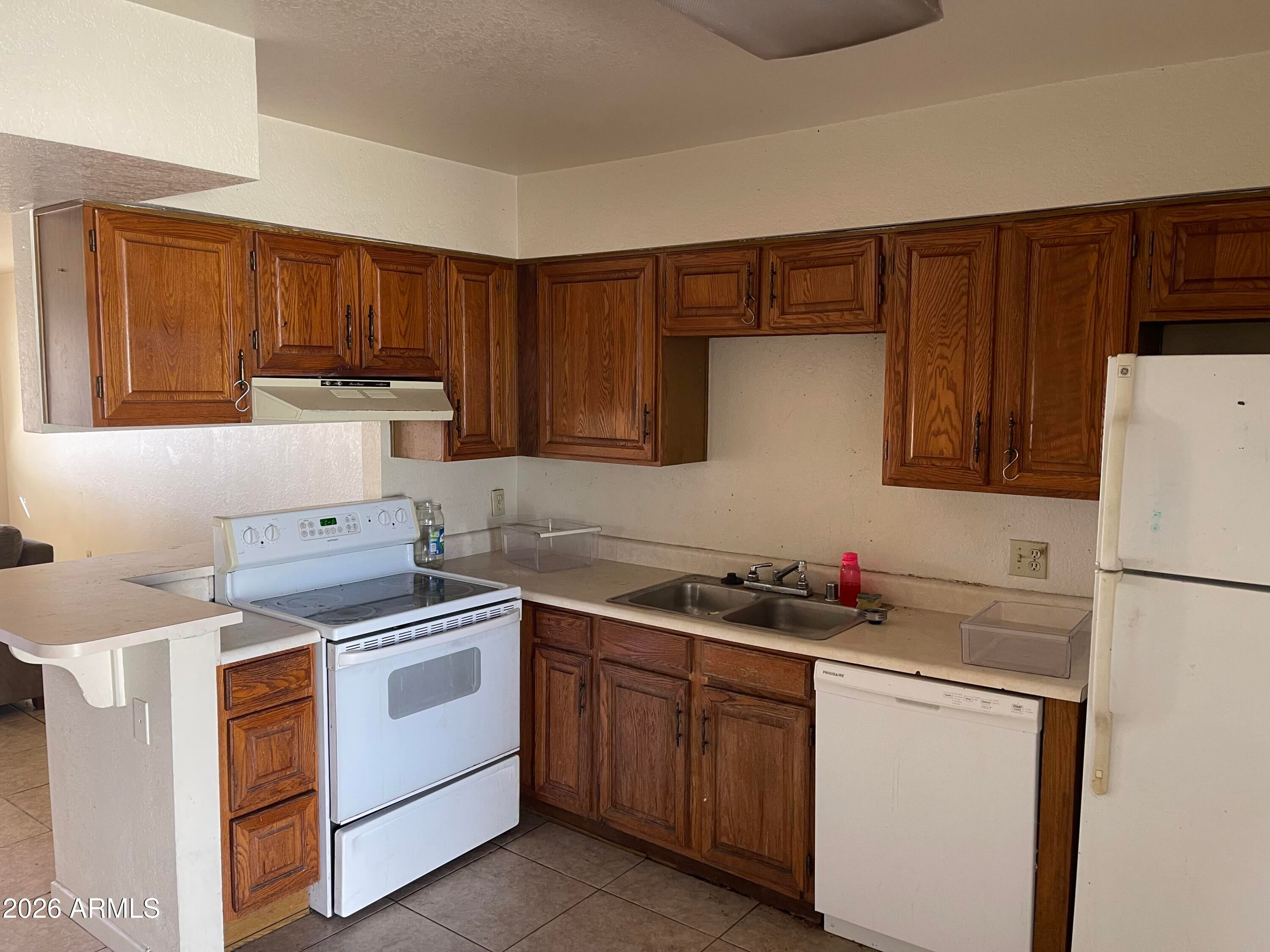 Tempe, Arizona, 85281, United States, ,Residential,Active,2010539