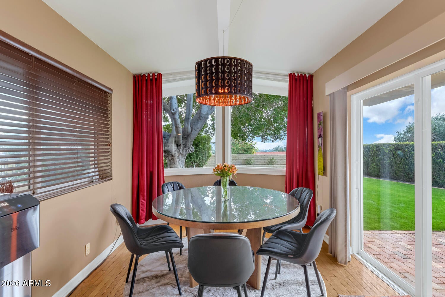 Phoenix, Arizona, 85020, United States, 2 Bedrooms Bedrooms, ,2 BathroomsBathrooms,Residential,Active,2012213