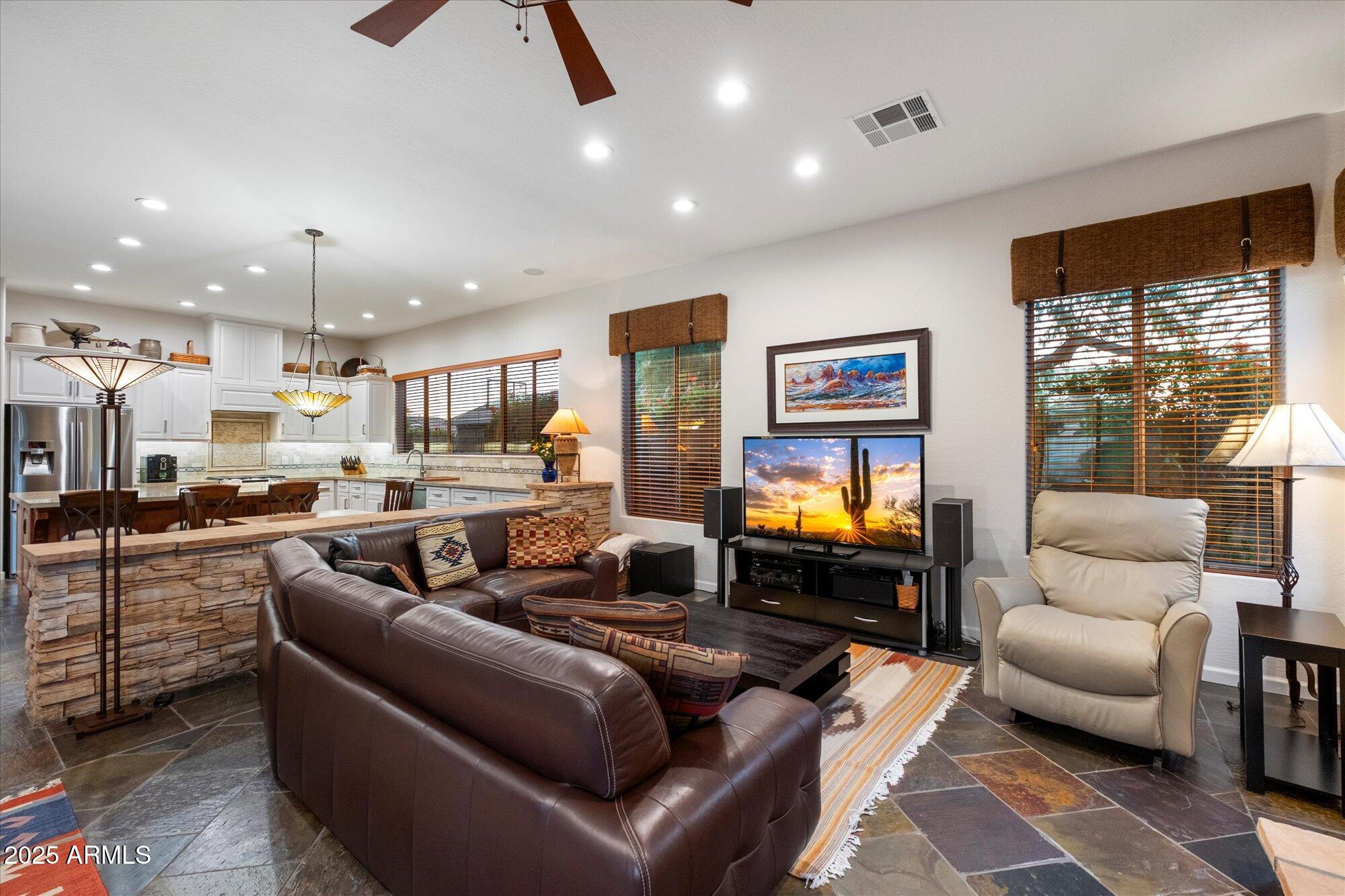 Cave Creek, Arizona, 85331, United States, 3 Bedrooms Bedrooms, ,3 BathroomsBathrooms,Residential,Active,2007082