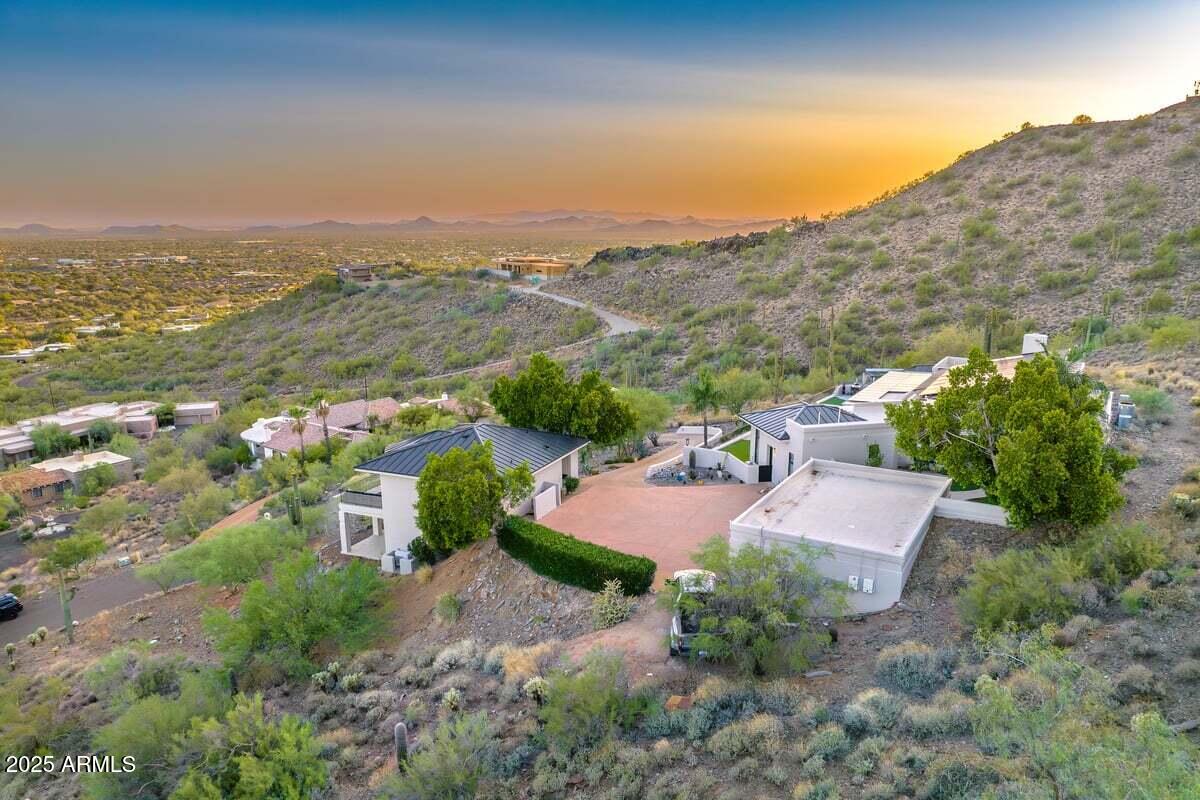 Carefree, Arizona, 85377, United States, 4 Bedrooms Bedrooms, ,5 BathroomsBathrooms,Residential,Active,1862909