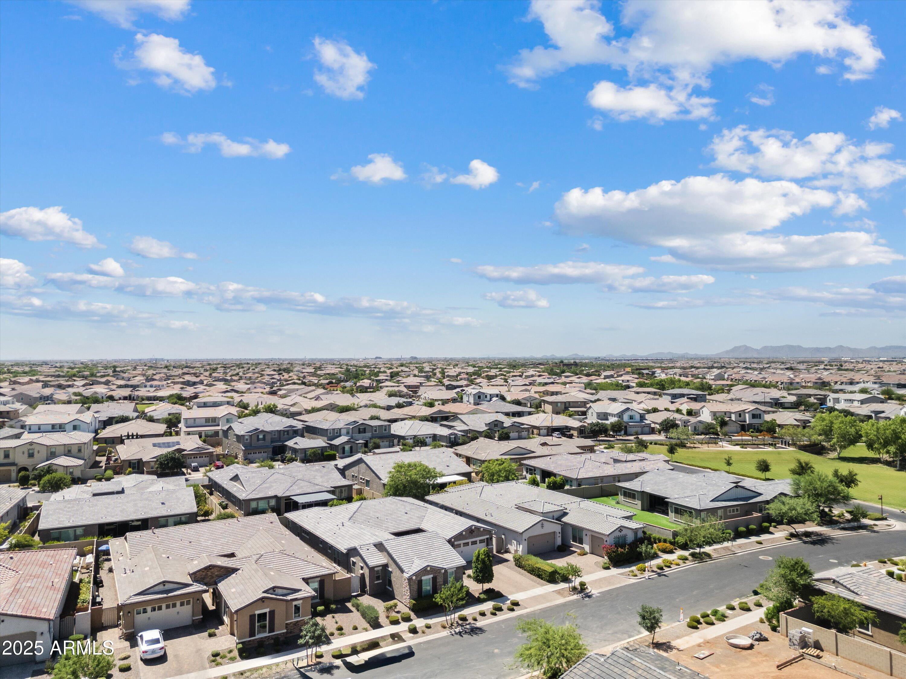 Mesa, Arizona, 85212, United States, 4 Bedrooms Bedrooms, ,5 BathroomsBathrooms,Residential,Active,1894217