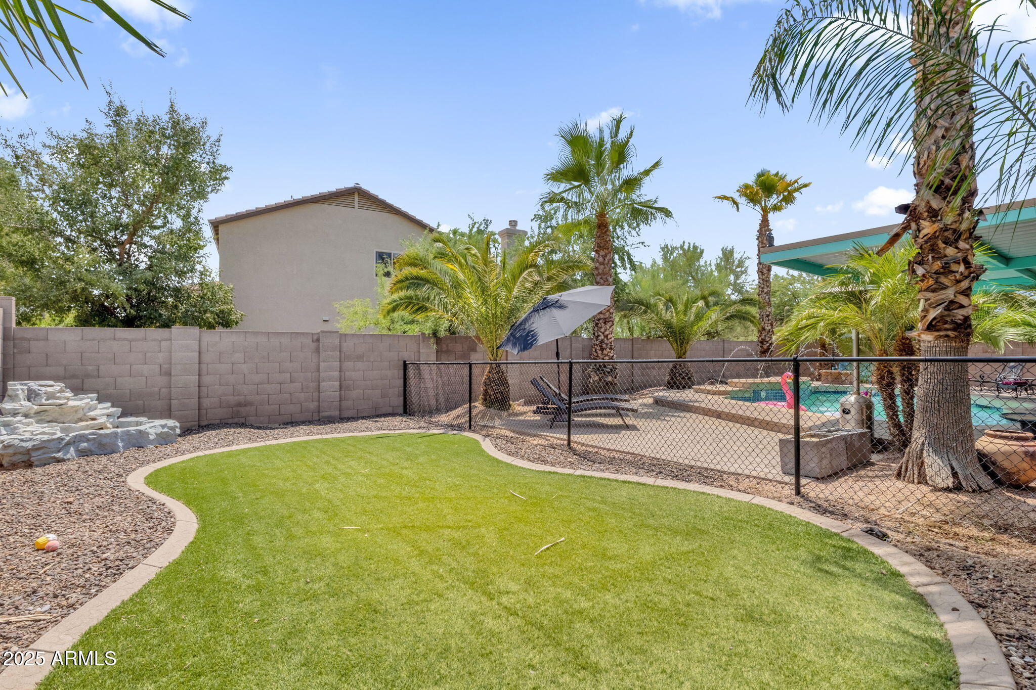 Cave Creek, Arizona, 85331, United States, 5 Bedrooms Bedrooms, ,4 BathroomsBathrooms,Residential,Active,1914836