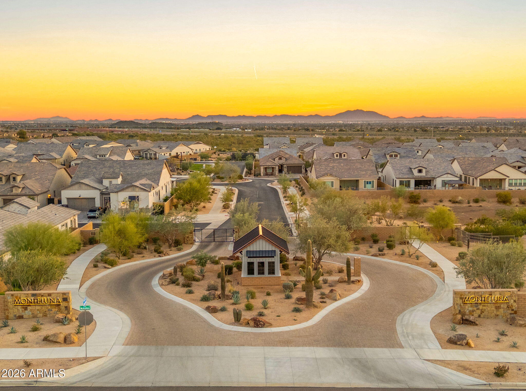 Mesa, Arizona, 85207, United States, 4 Bedrooms Bedrooms, ,4 BathroomsBathrooms,Residential,Active,2012205