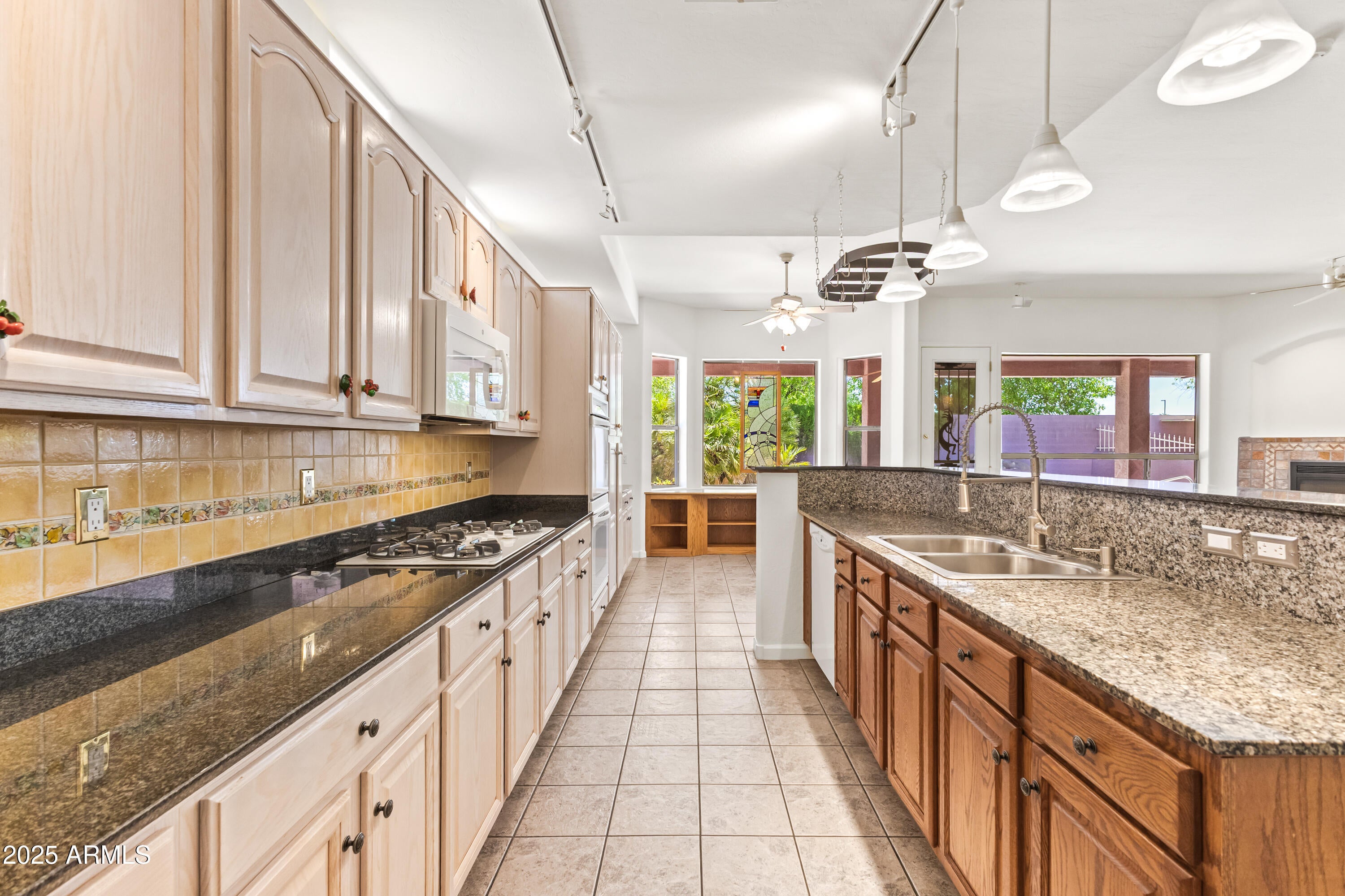 Scottsdale, Arizona, 85254, United States, 4 Bedrooms Bedrooms, ,3 BathroomsBathrooms,Residential,Active,1909908