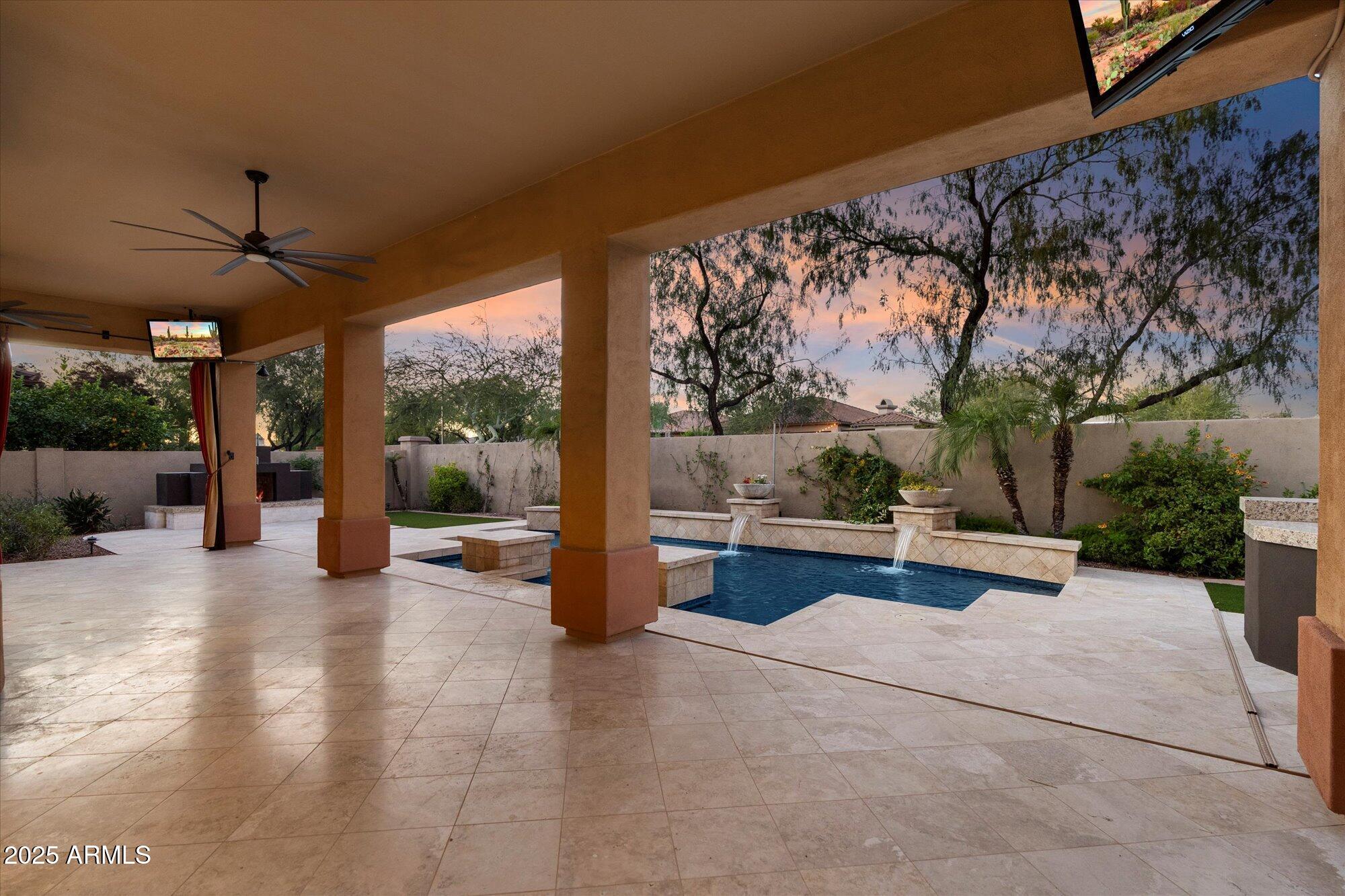 Phoenix, Arizona, 85050, United States, 4 Bedrooms Bedrooms, ,5 BathroomsBathrooms,Residential,Active,2001081