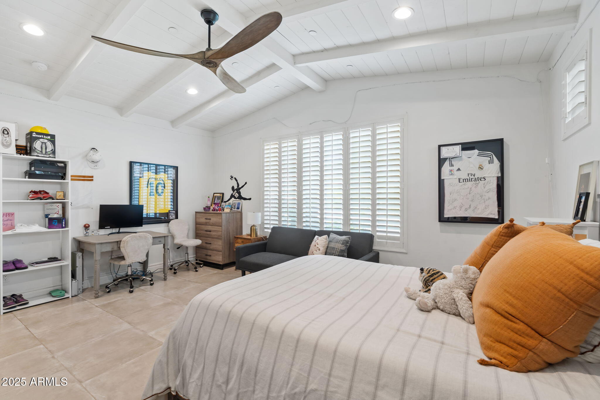 Scottsdale, Arizona, 85258, United States, 5 Bedrooms Bedrooms, ,4 BathroomsBathrooms,Residential,Active,1964508