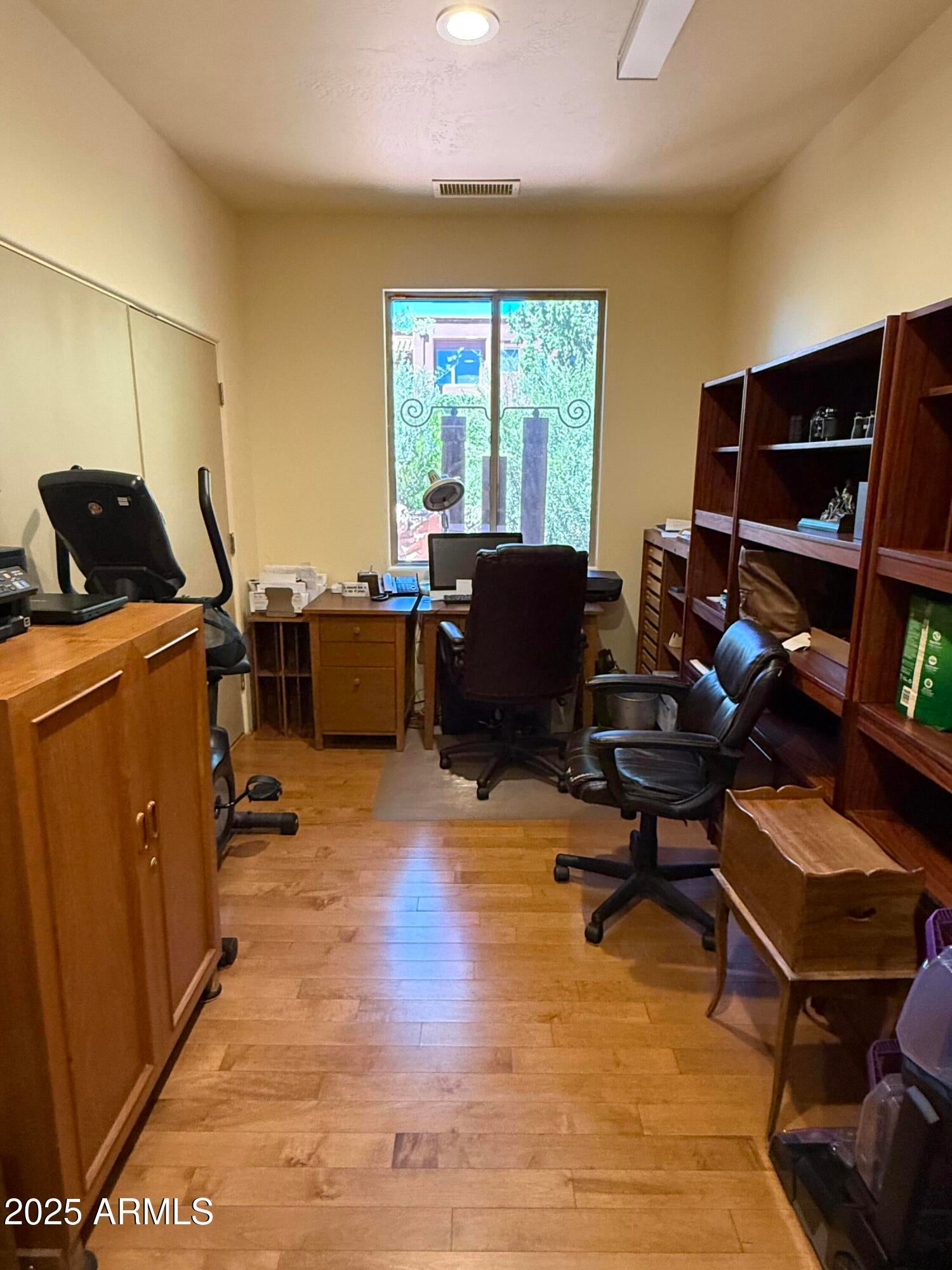 Sedona, Arizona, 86336, United States, 3 Bedrooms Bedrooms, ,3 BathroomsBathrooms,Residential,Active,1944285