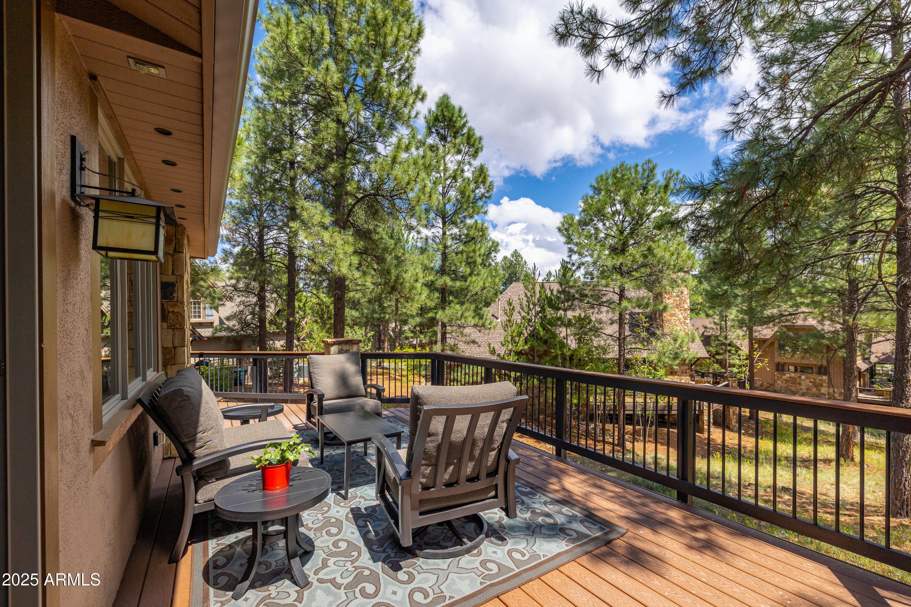 Flagstaff, Arizona, 86005, United States, 3 Bedrooms Bedrooms, ,3 BathroomsBathrooms,Residential,Active,1929679