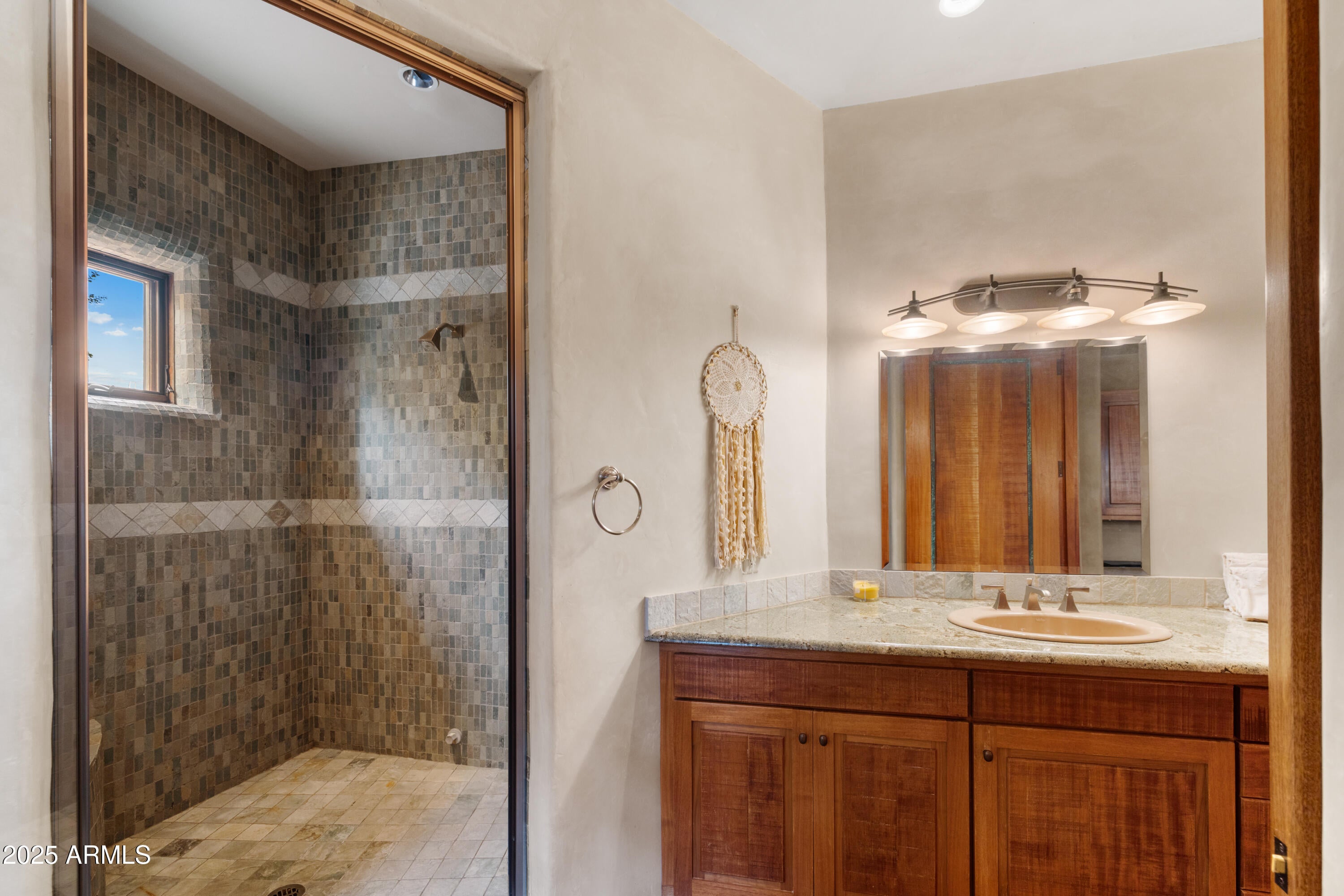 Sedona, Arizona, 86336, United States, 3 Bedrooms Bedrooms, ,6 BathroomsBathrooms,Residential,Active,1944279