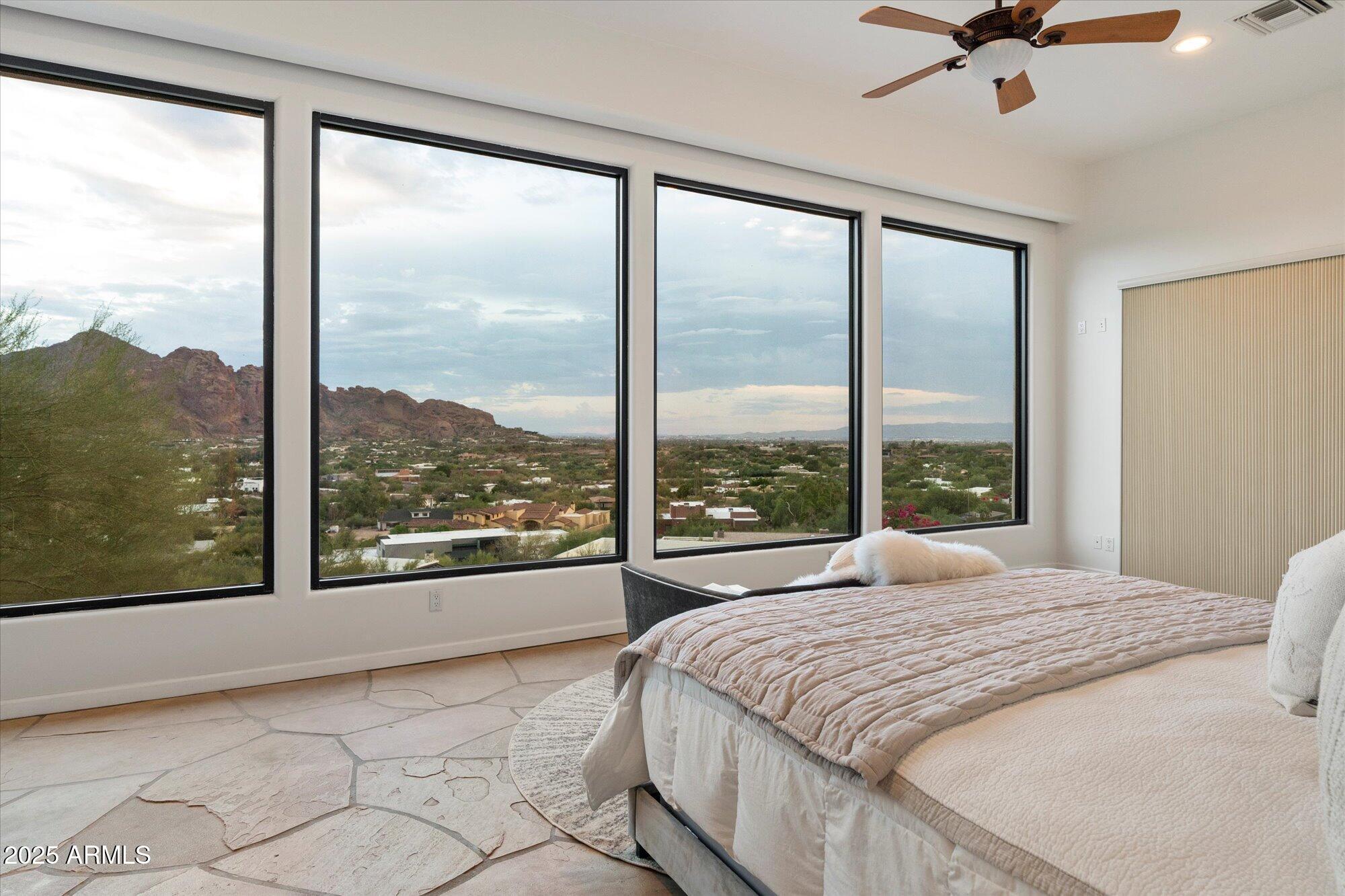 Paradise Valley, Arizona, 85253, United States, 6 Bedrooms Bedrooms, ,7 BathroomsBathrooms,Residential,Active,1946519