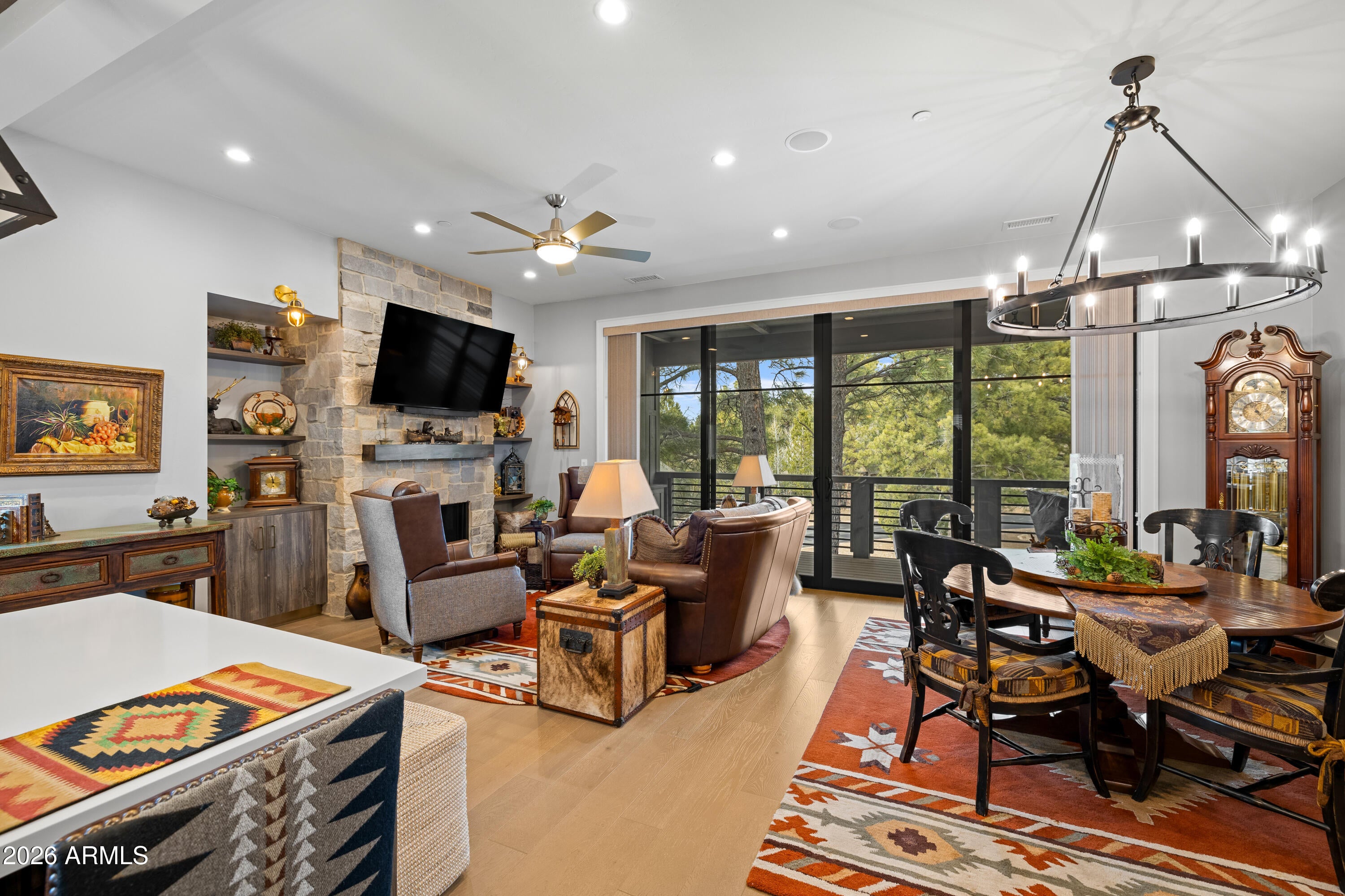 Flagstaff, Arizona, 86005, United States, 3 Bedrooms Bedrooms, ,4 BathroomsBathrooms,Residential,Active,2012811