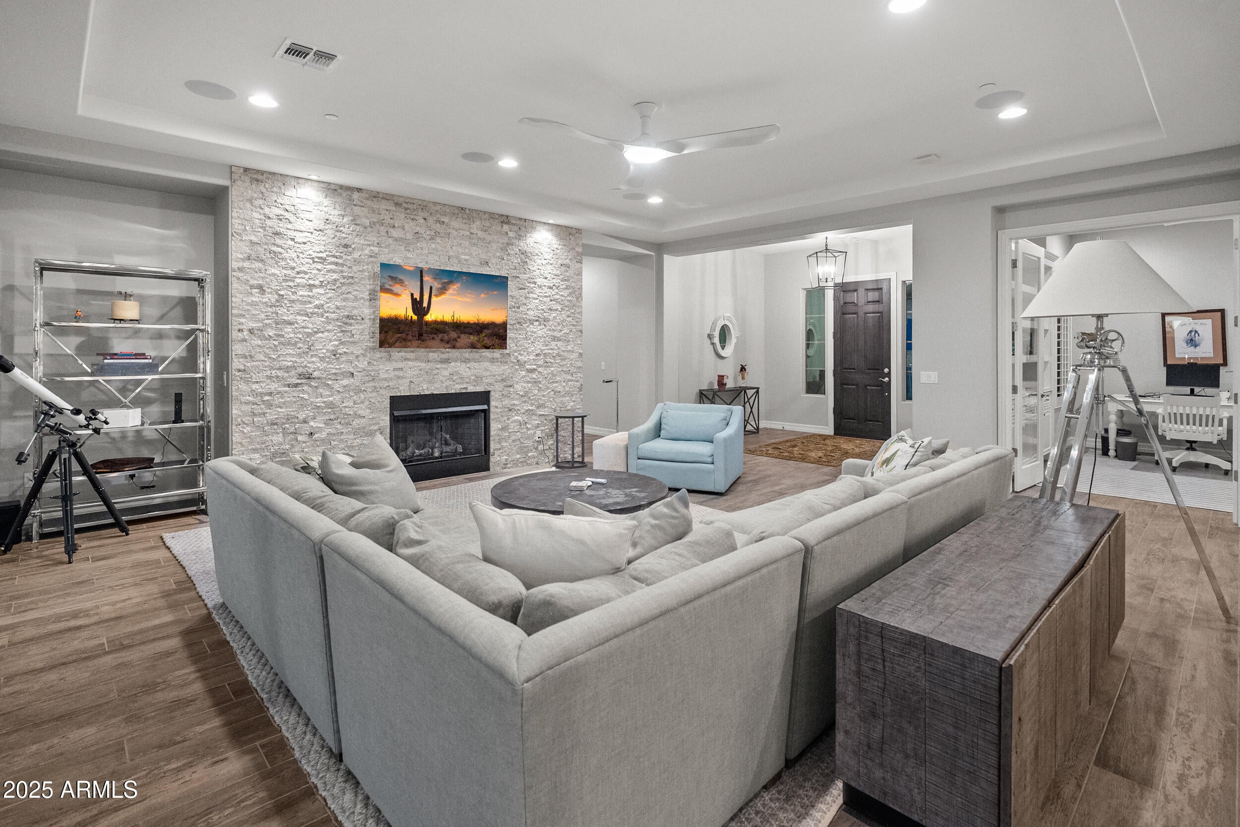 Peoria, Arizona, 85383, United States, 3 Bedrooms Bedrooms, ,3 BathroomsBathrooms,Residential,Active,1953258