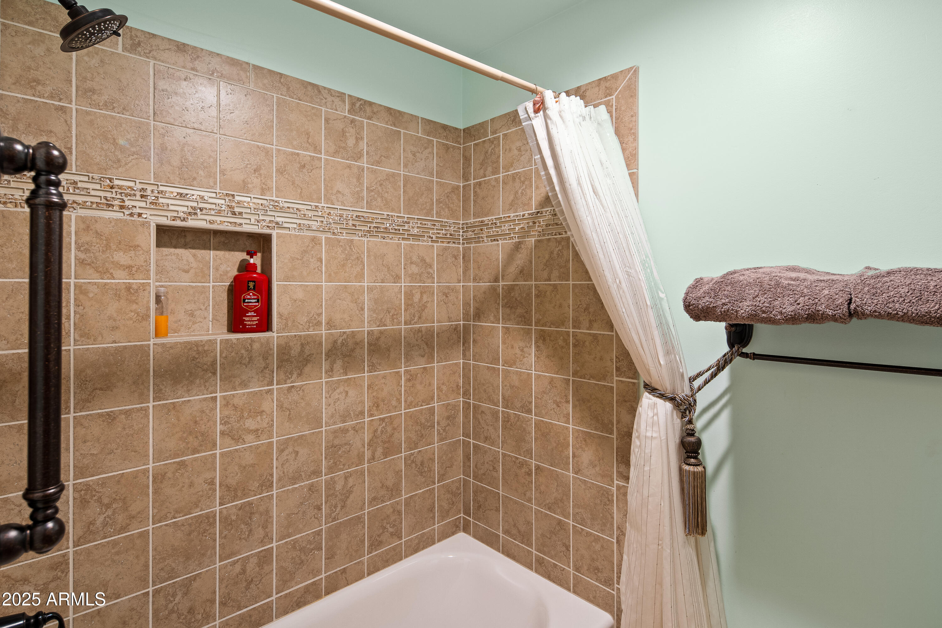 Sedona, Arizona, 86351, United States, 3 Bedrooms Bedrooms, ,3 BathroomsBathrooms,Residential,Active,1988421