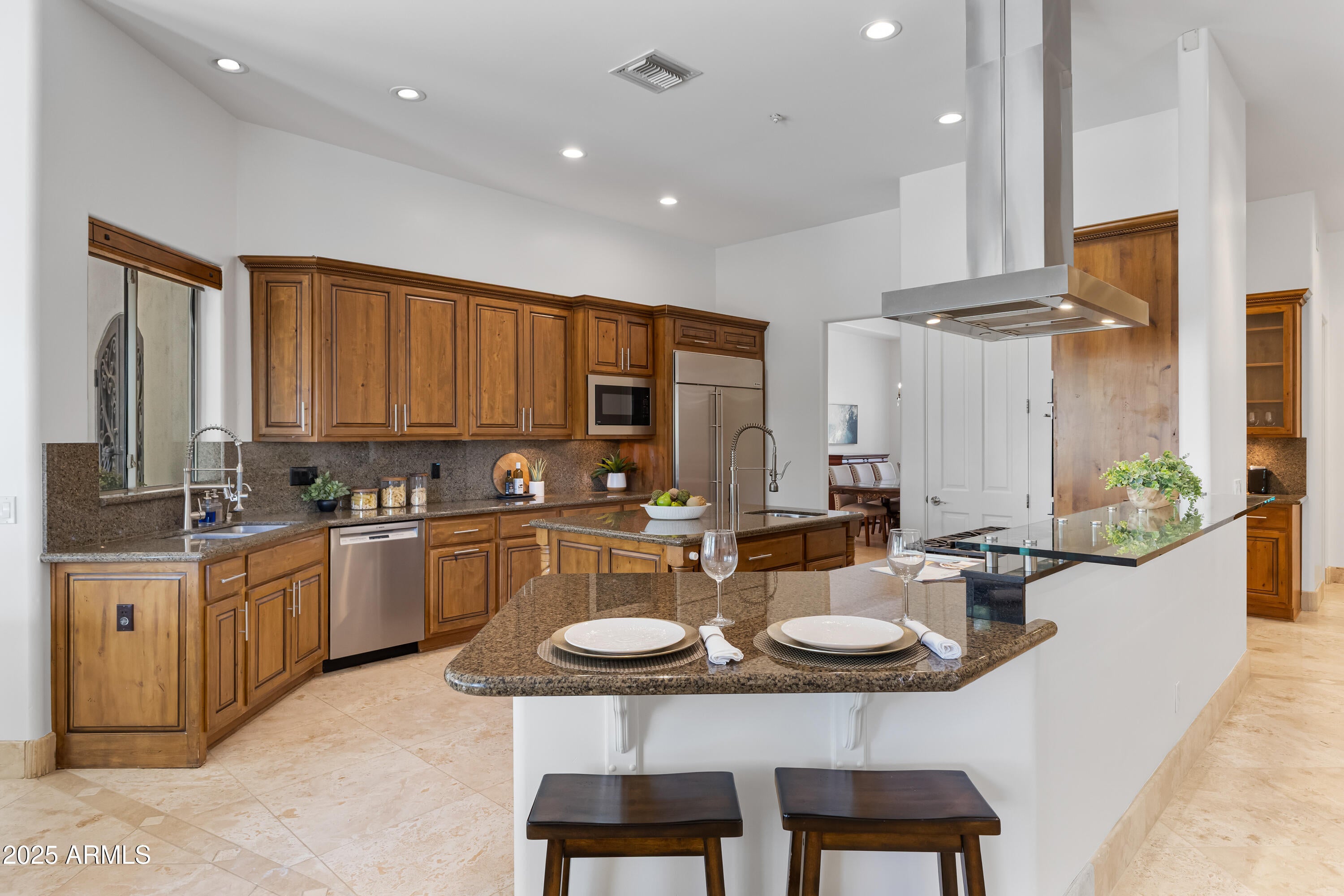 Scottsdale, Arizona, 85260, United States, 5 Bedrooms Bedrooms, ,5 BathroomsBathrooms,Residential,Active,1941373