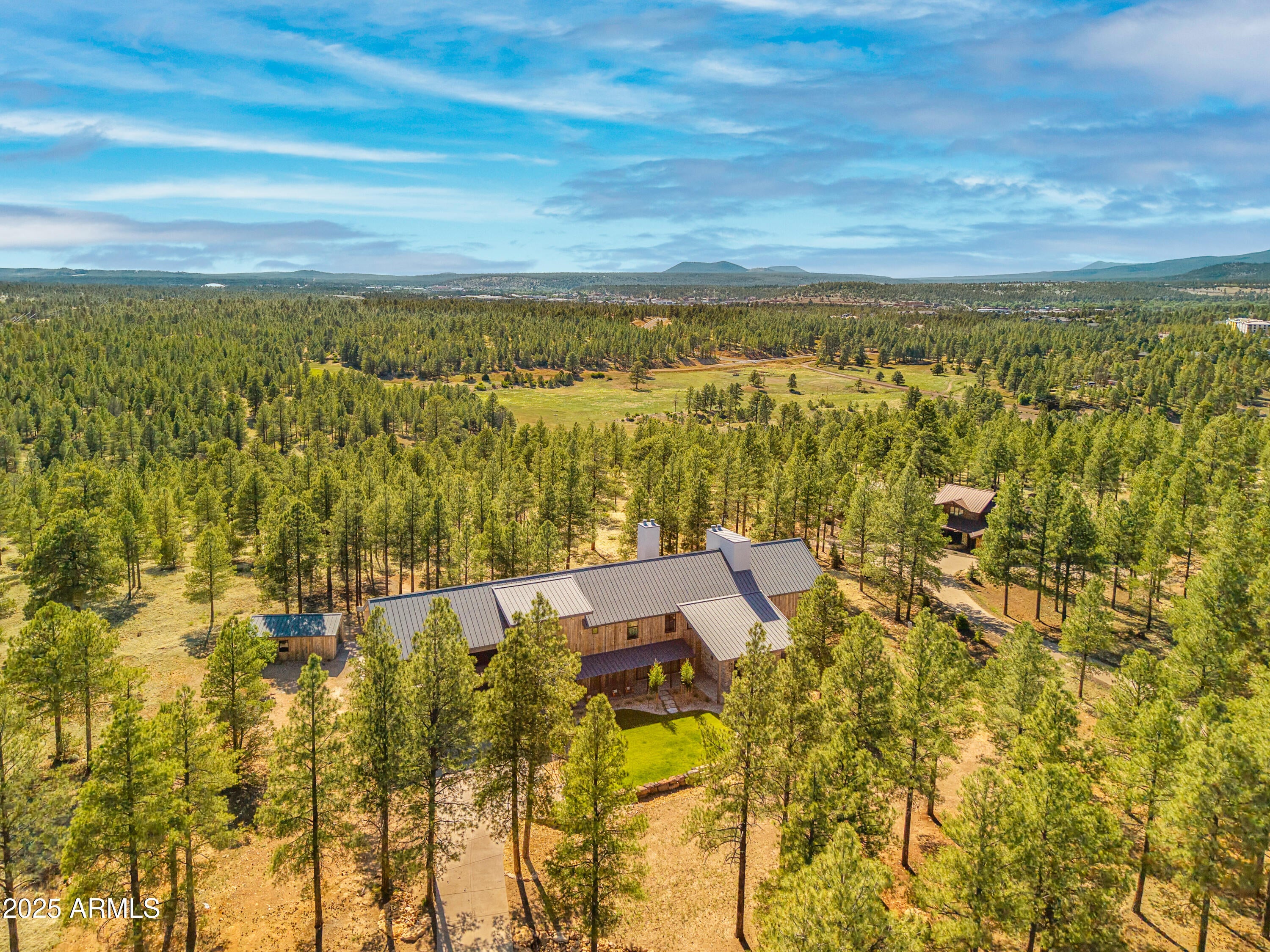 Flagstaff, Arizona, 86004, United States, 4 Bedrooms Bedrooms, ,6 BathroomsBathrooms,Residential,Active,1756417