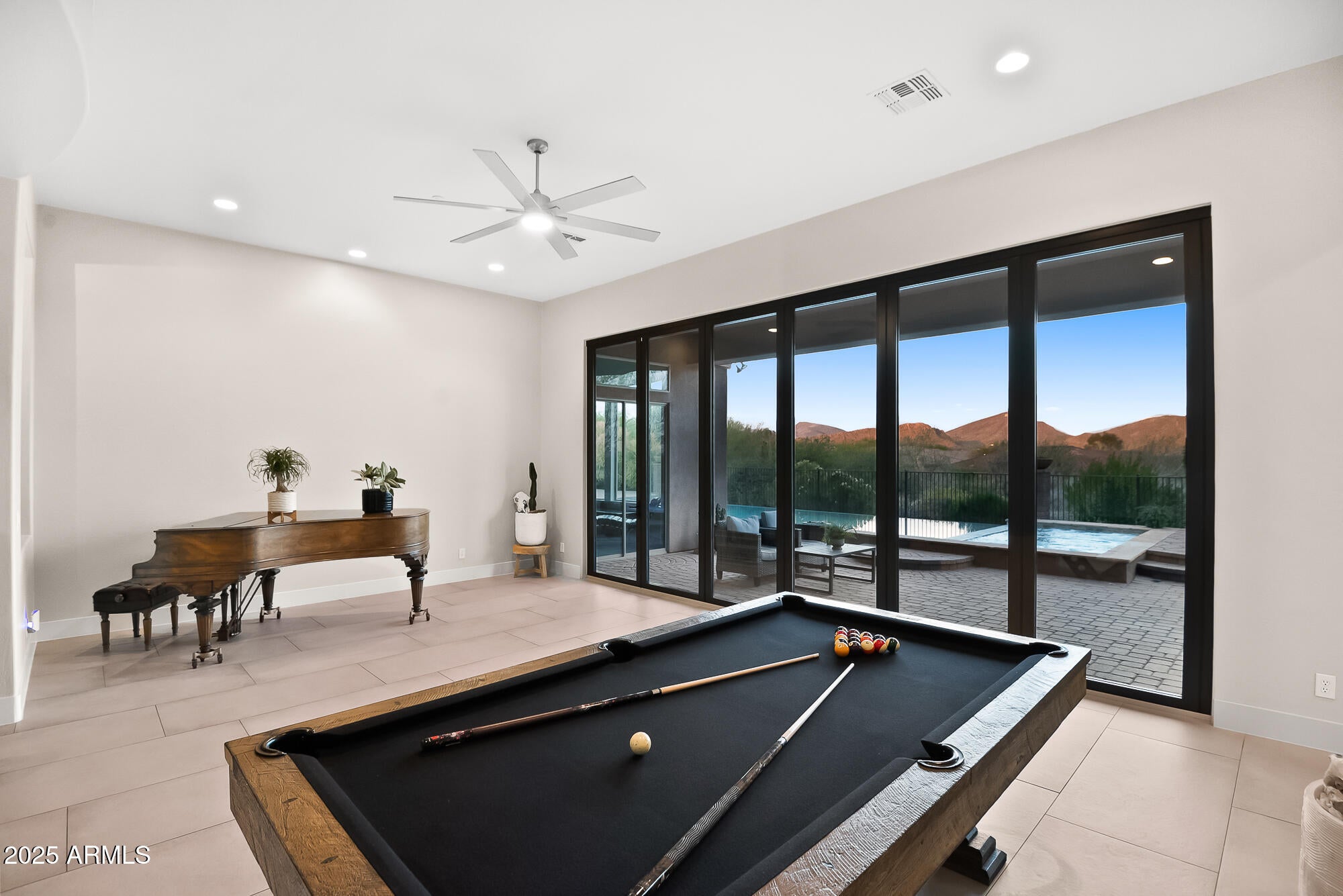 Anthem, Arizona, 85086, United States, 6 Bedrooms Bedrooms, ,5 BathroomsBathrooms,Residential,Active,1945242