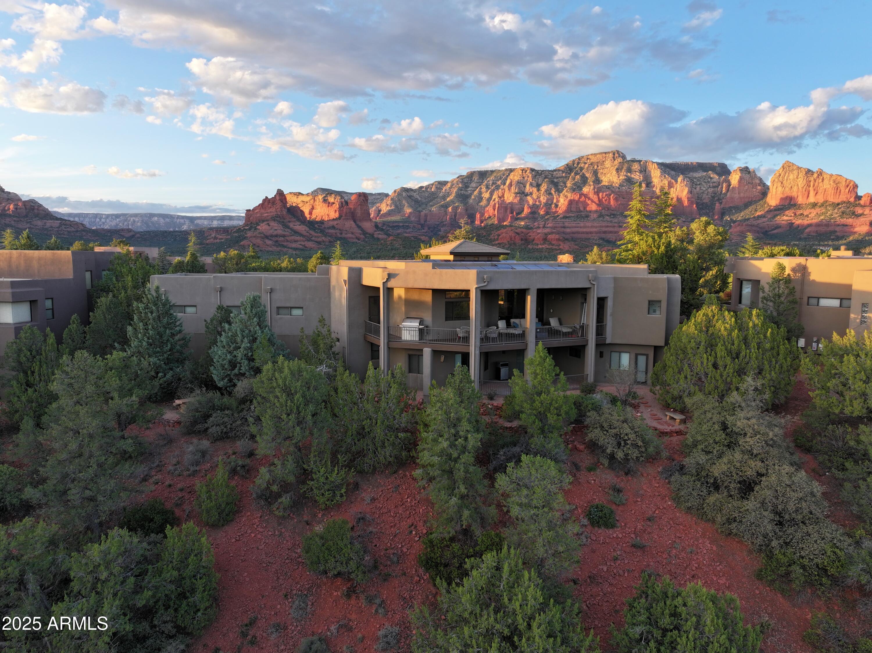 Sedona, Arizona, 86336, United States, 3 Bedrooms Bedrooms, ,4 BathroomsBathrooms,Residential,Active,1971787