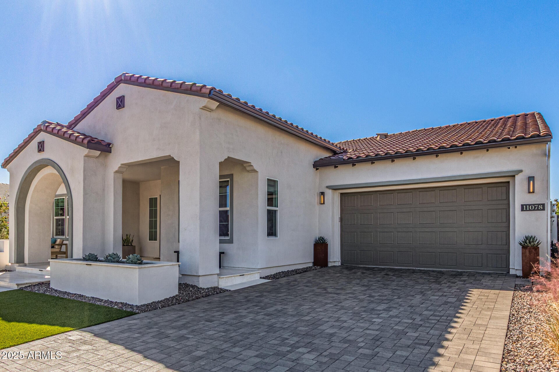 Surprise, Arizona, 85388, United States, 2 Bedrooms Bedrooms, ,3 BathroomsBathrooms,Residential,Active,1989756