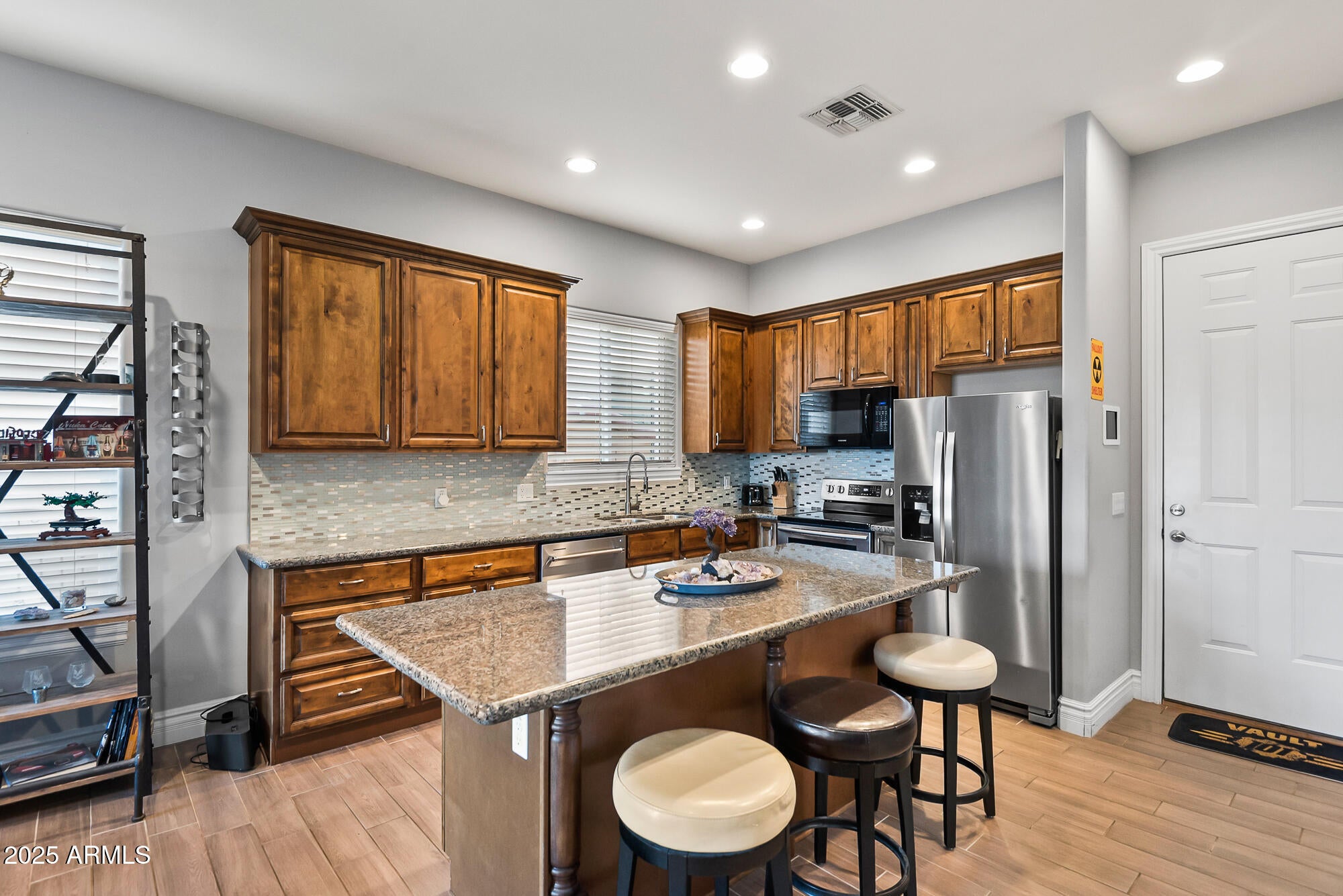 Queen Creek, Arizona, 85142, United States, 6 Bedrooms Bedrooms, ,5 BathroomsBathrooms,Residential,Active,1853633