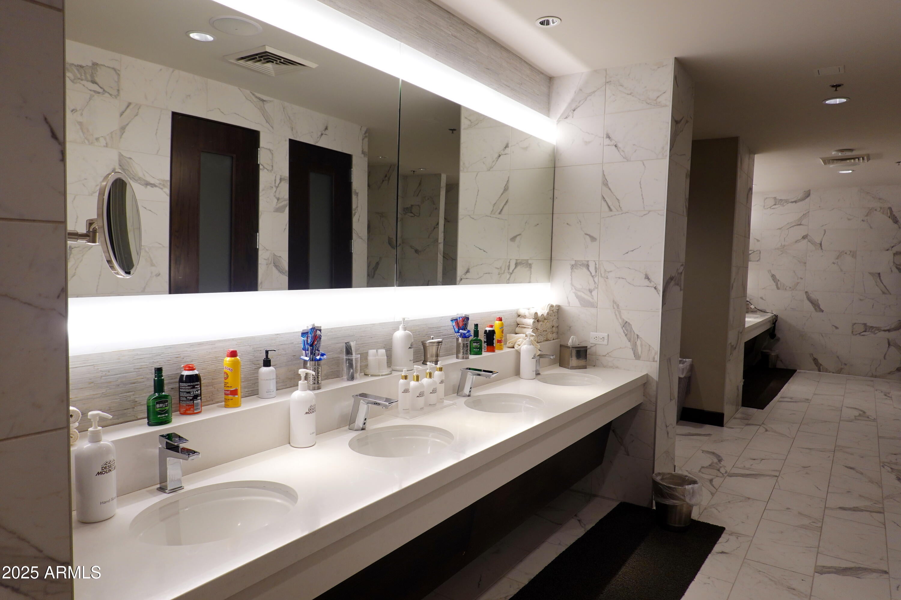 Scottsdale, Arizona, 85262, United States, 3 Bedrooms Bedrooms, ,4 BathroomsBathrooms,Residential,Active,1922527