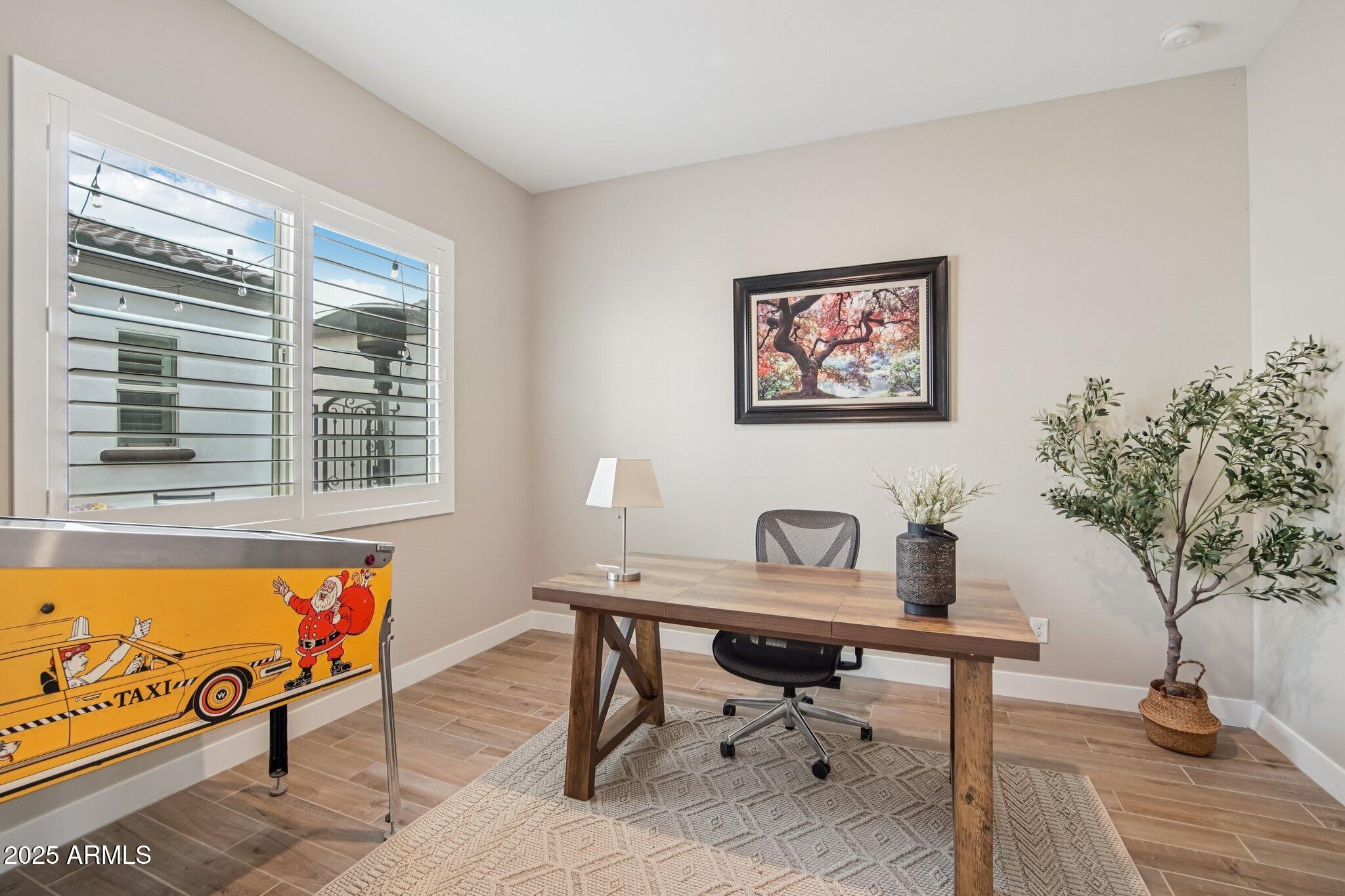 New River, Arizona, 85087, United States, 5 Bedrooms Bedrooms, ,4 BathroomsBathrooms,Residential,Active,1986912