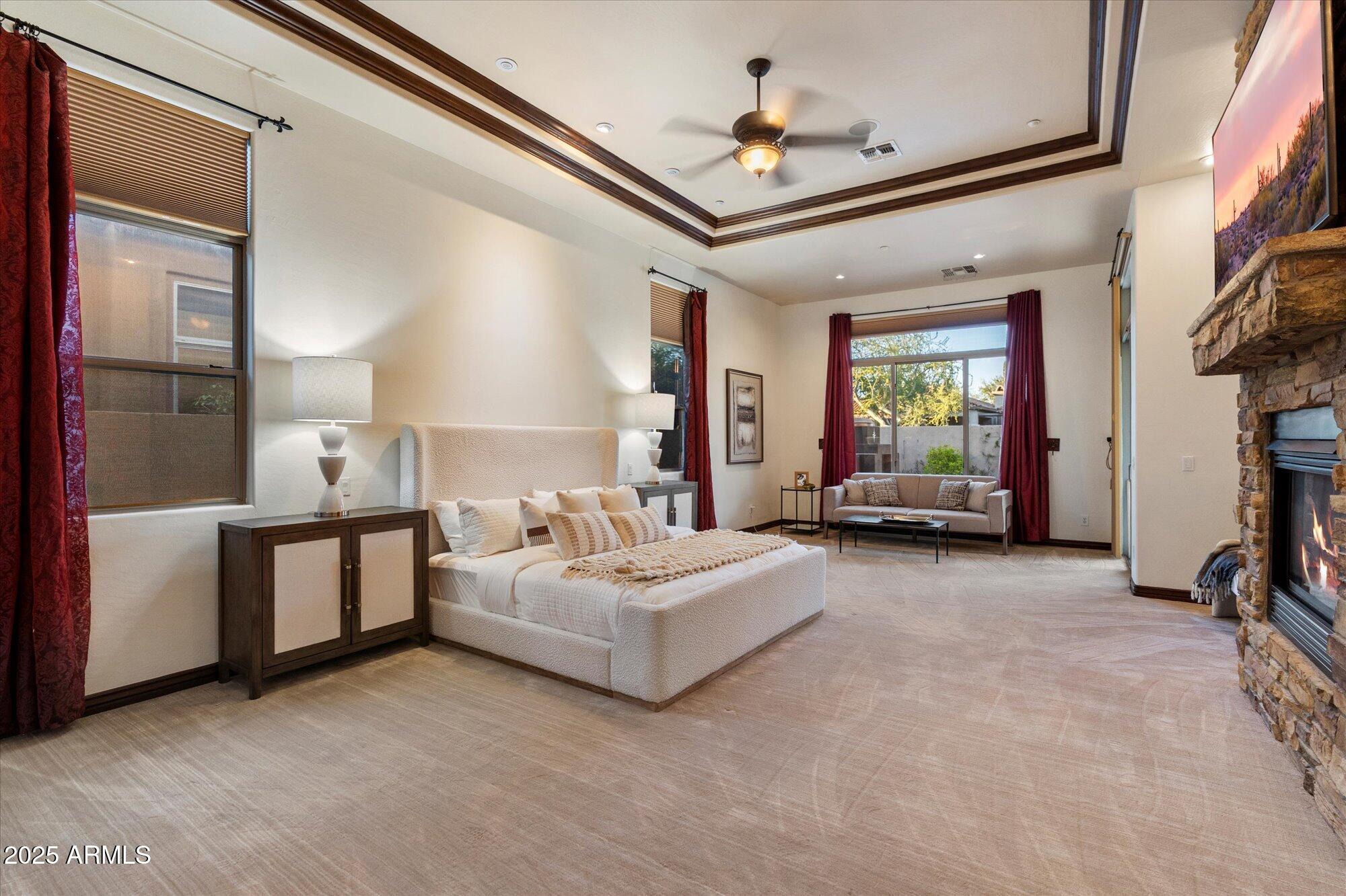 Phoenix, Arizona, 85050, United States, 4 Bedrooms Bedrooms, ,5 BathroomsBathrooms,Residential,Active,2001081