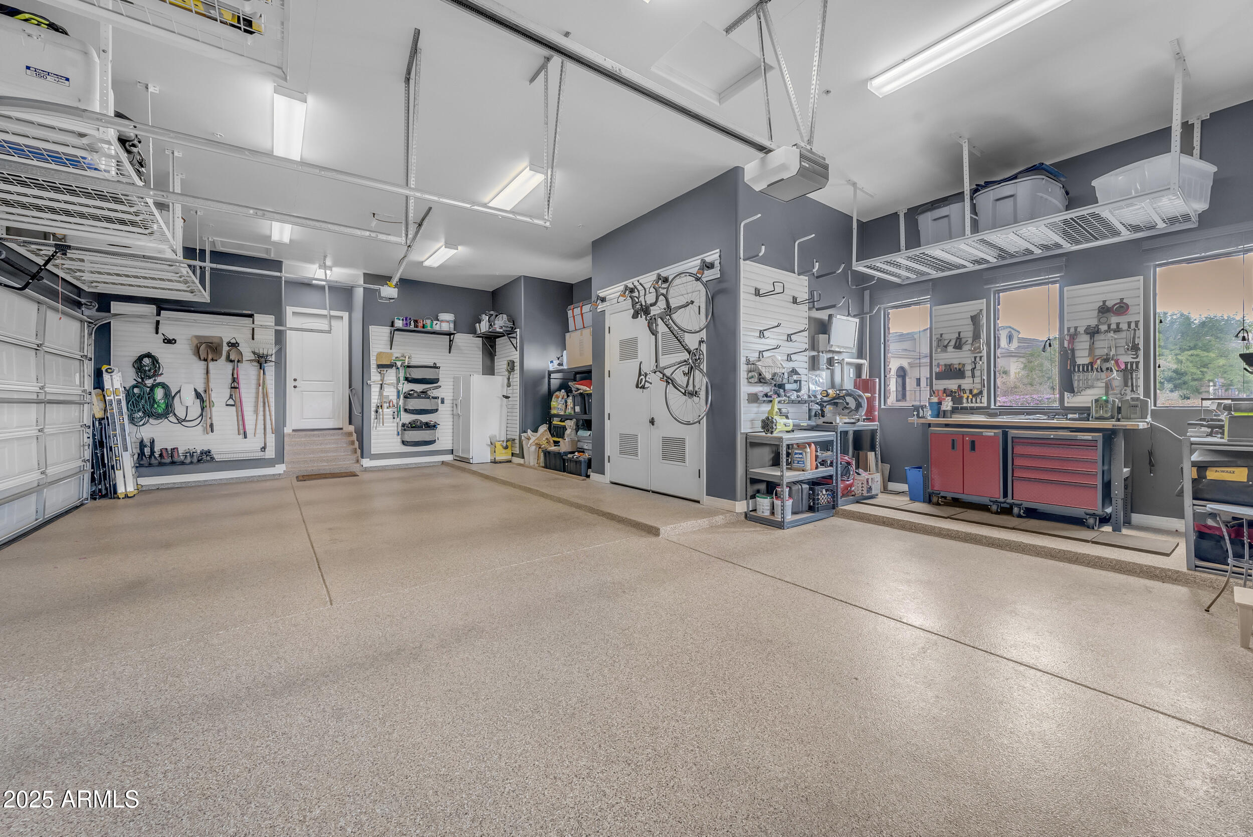 Mesa, Arizona, 85207, United States, 4 Bedrooms Bedrooms, ,3 BathroomsBathrooms,Residential,Active,1798058