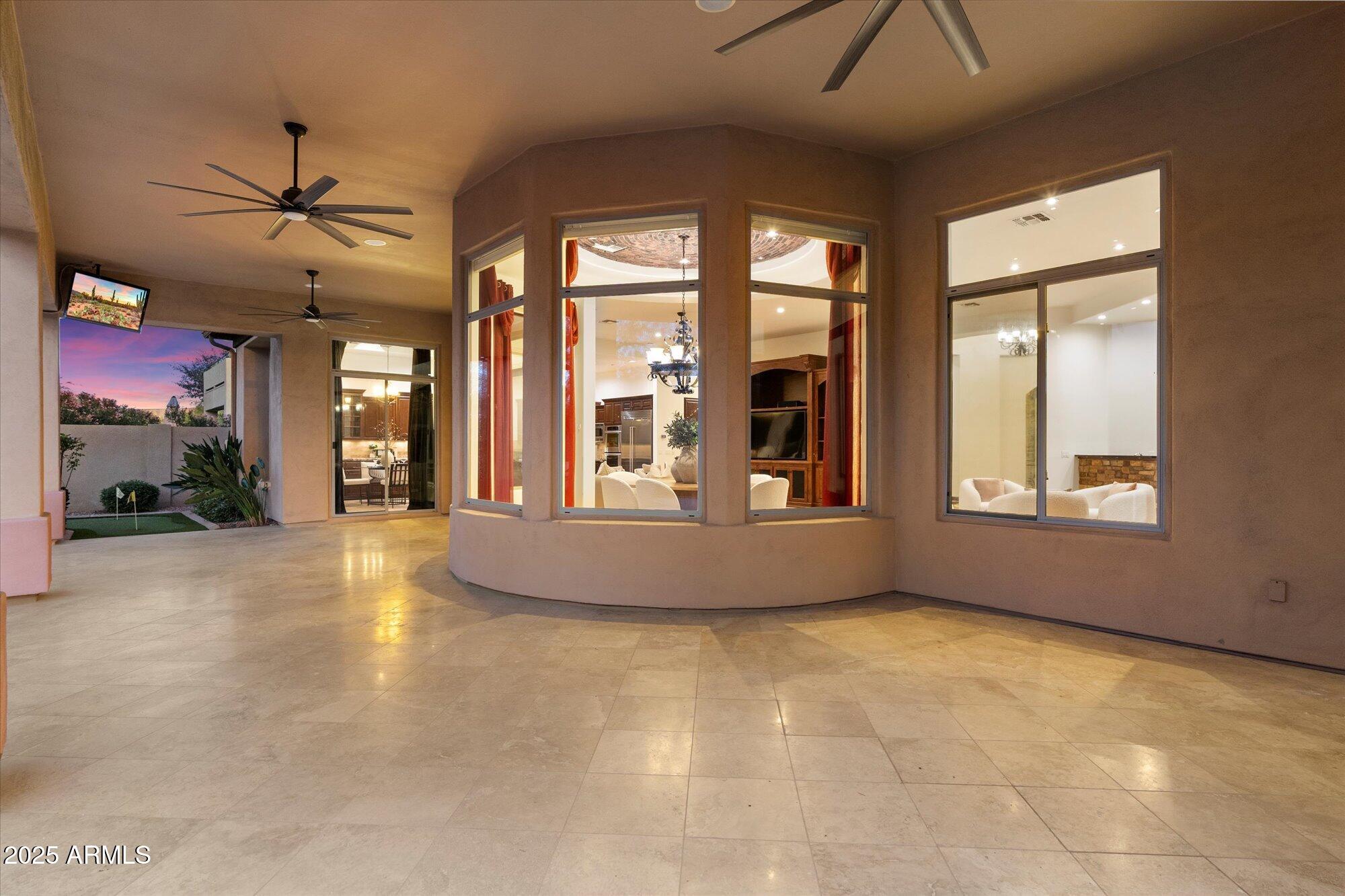 Phoenix, Arizona, 85050, United States, 4 Bedrooms Bedrooms, ,5 BathroomsBathrooms,Residential,Active,2001081