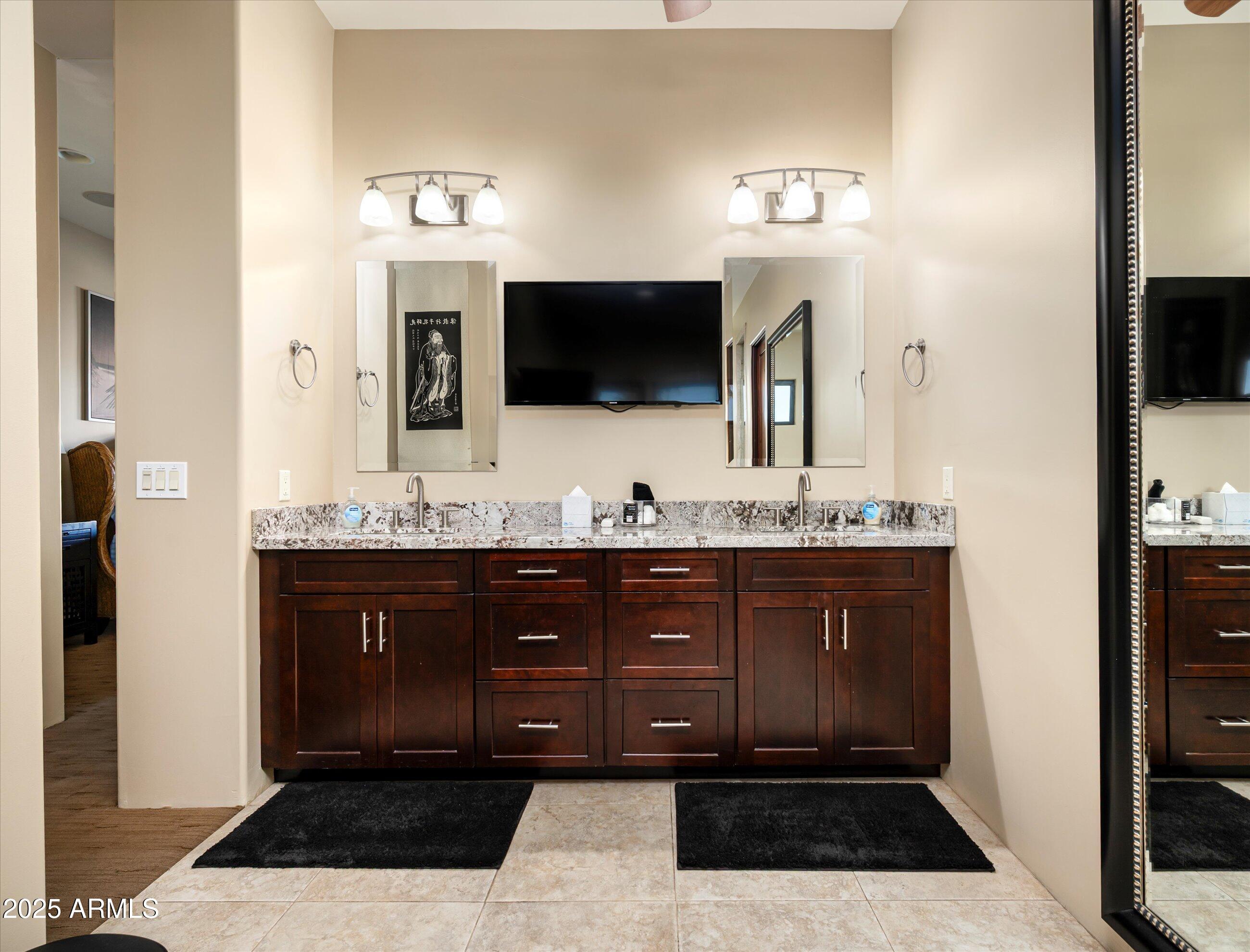 Scottsdale, Arizona, 85260, United States, 6 Bedrooms Bedrooms, ,6 BathroomsBathrooms,Residential,Active,2006779