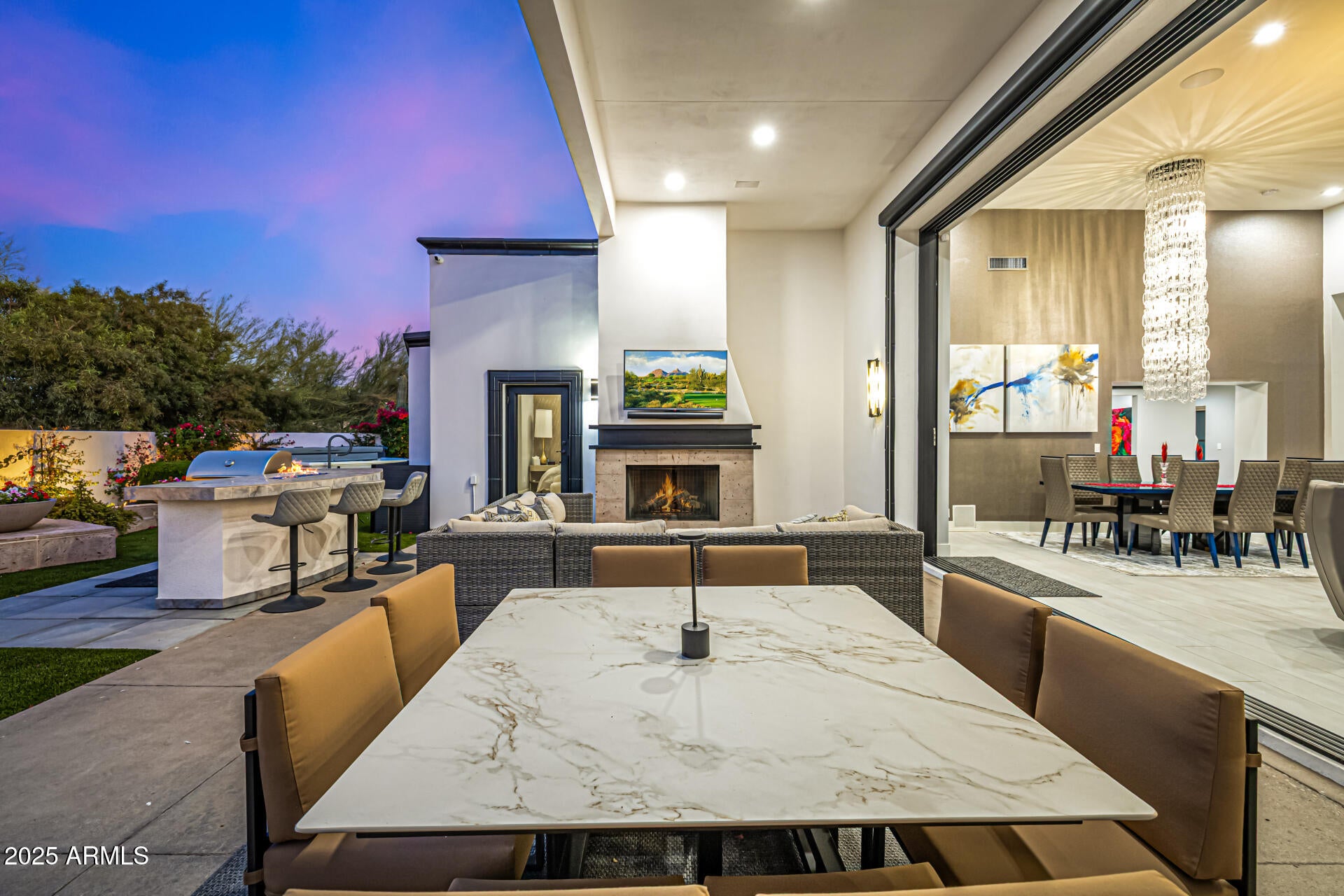 Phoenix, Arizona, 85018, United States, 4 Bedrooms Bedrooms, ,5 BathroomsBathrooms,Residential,Active,1968090